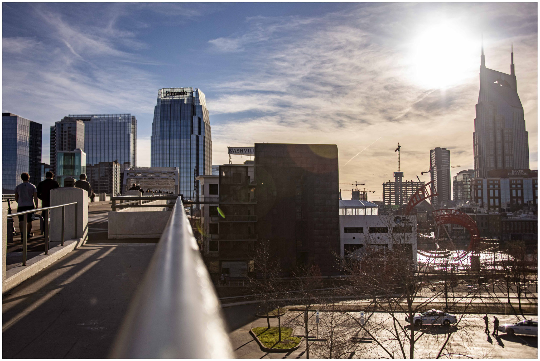 Auf der "John Seigenthaler Pedestrian Bridge"