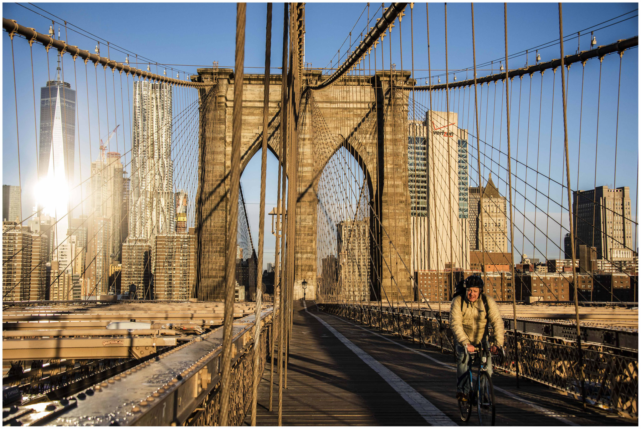Sonnenaufgang auf der Brooklyn Bridge