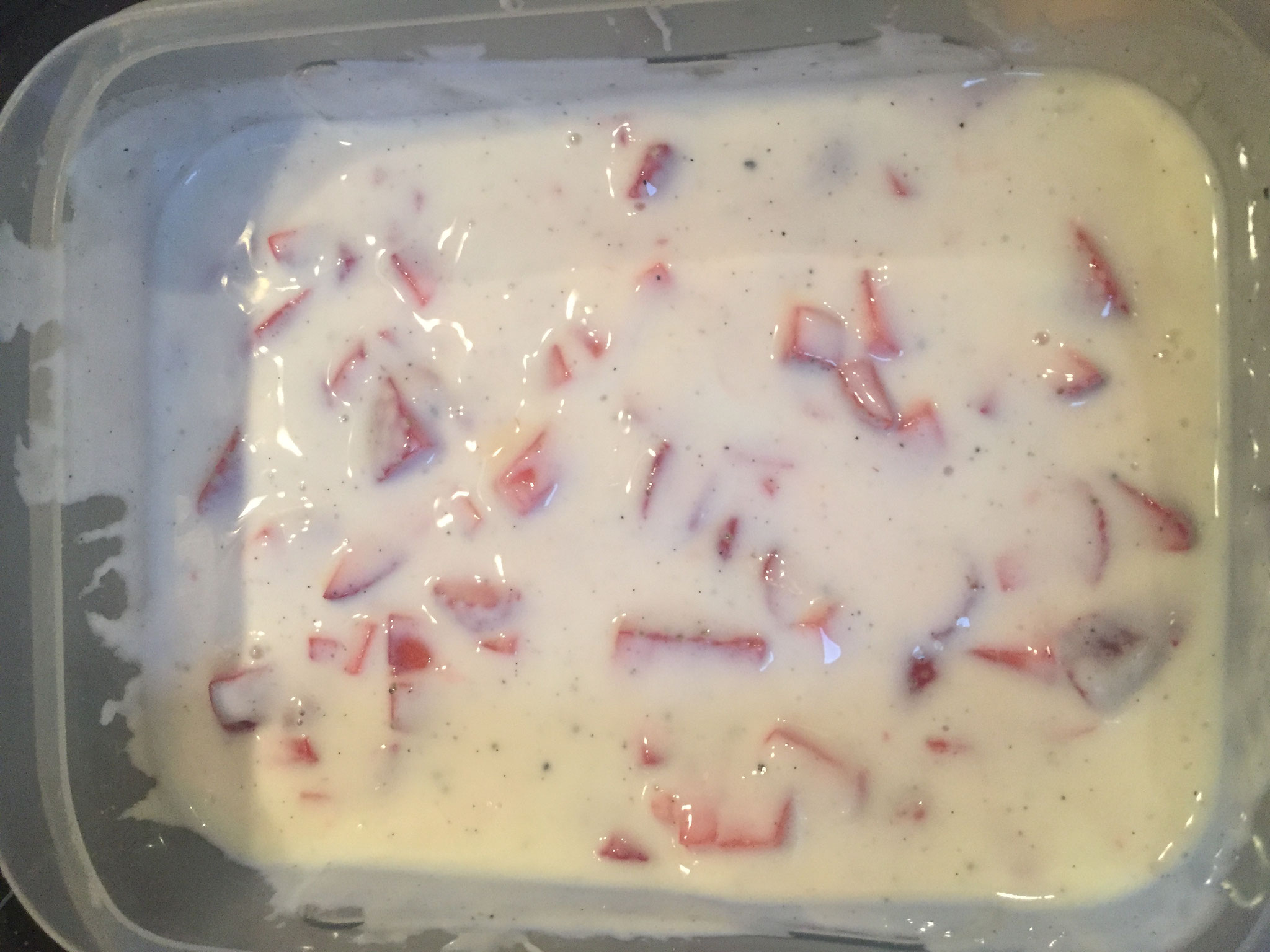 Rezept Frozen Jogurt selbst gemacht  mit 5 Zutaten| mit Erdbeeren und Vanille