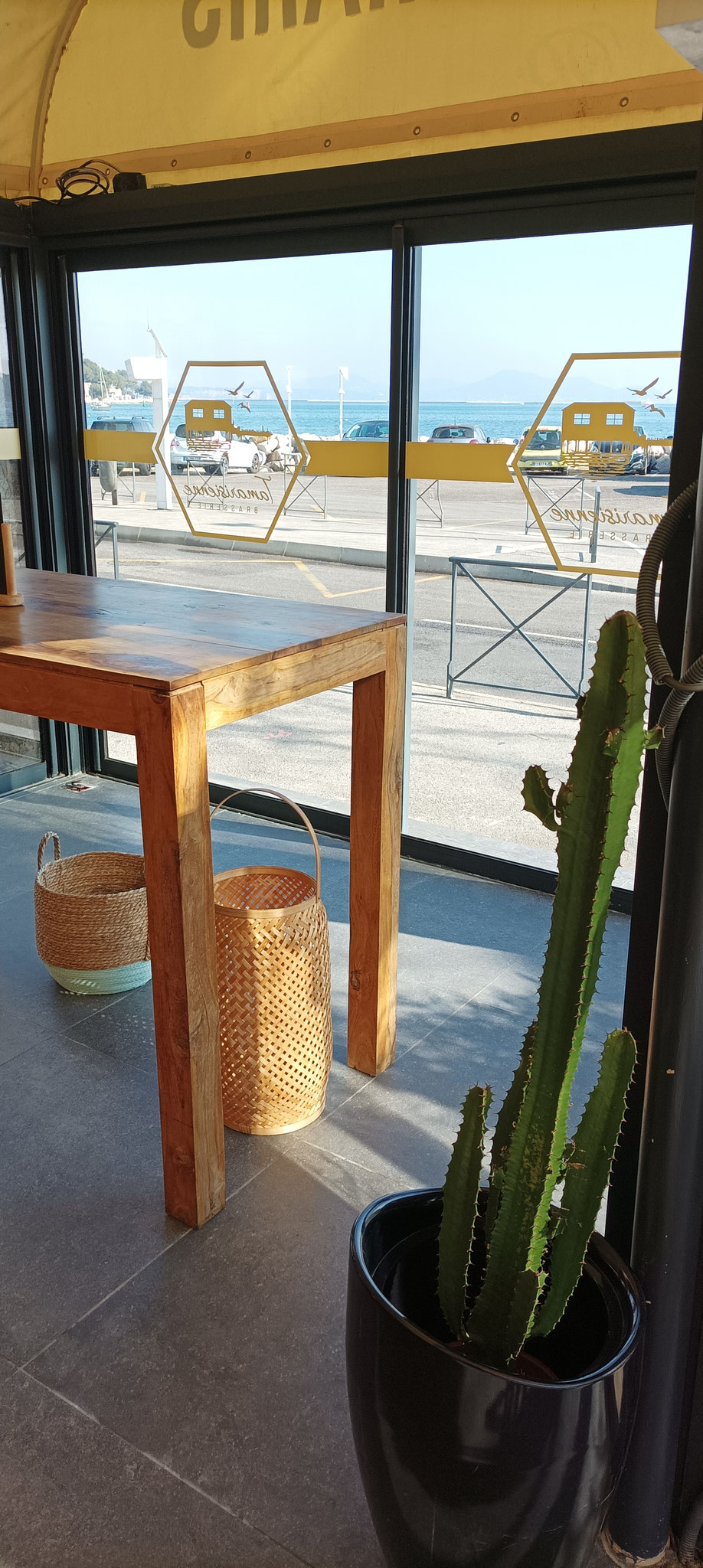 Habillage vitres / Vitrophanie la Tamarisienne