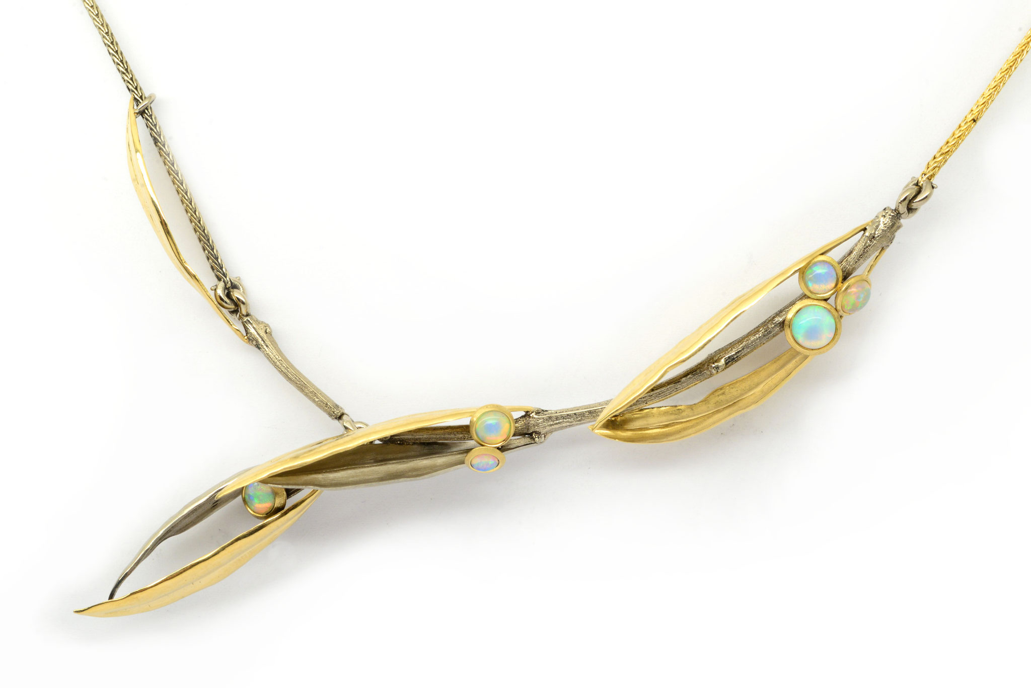 Collier Kette. Edel Opale. 750/ooo Gelb und WeißGold 