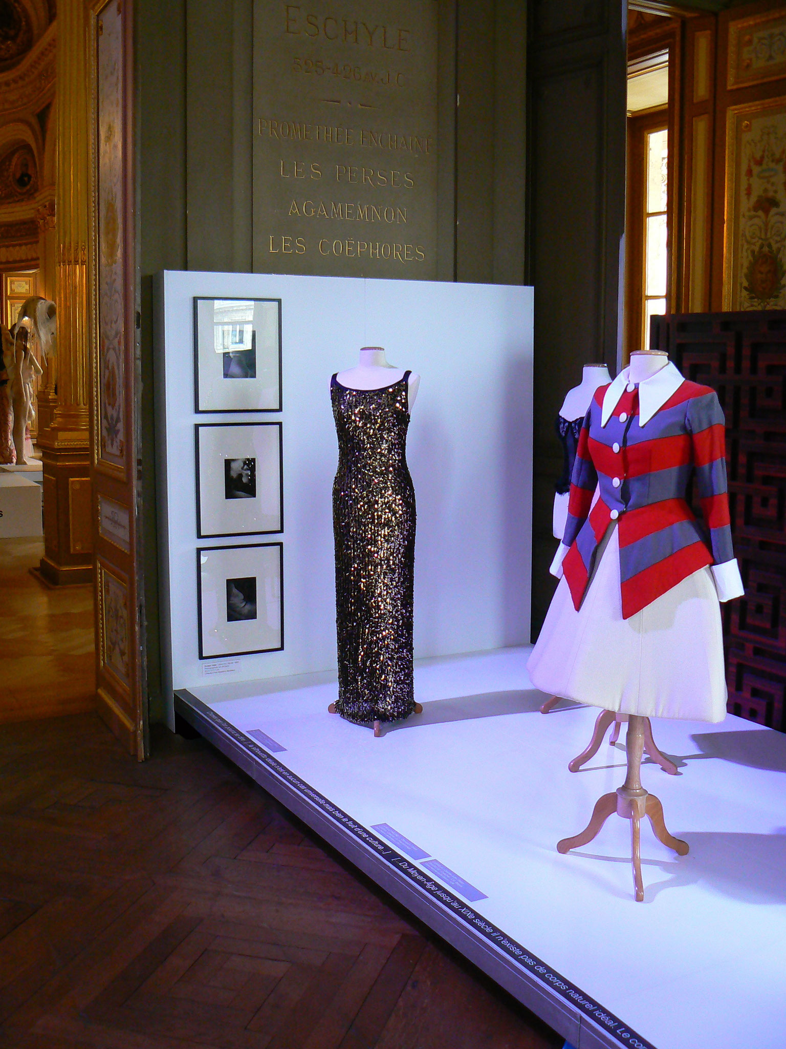 Photo de l'exposition Plus que Parfaits. Opéra de Bordeaux.