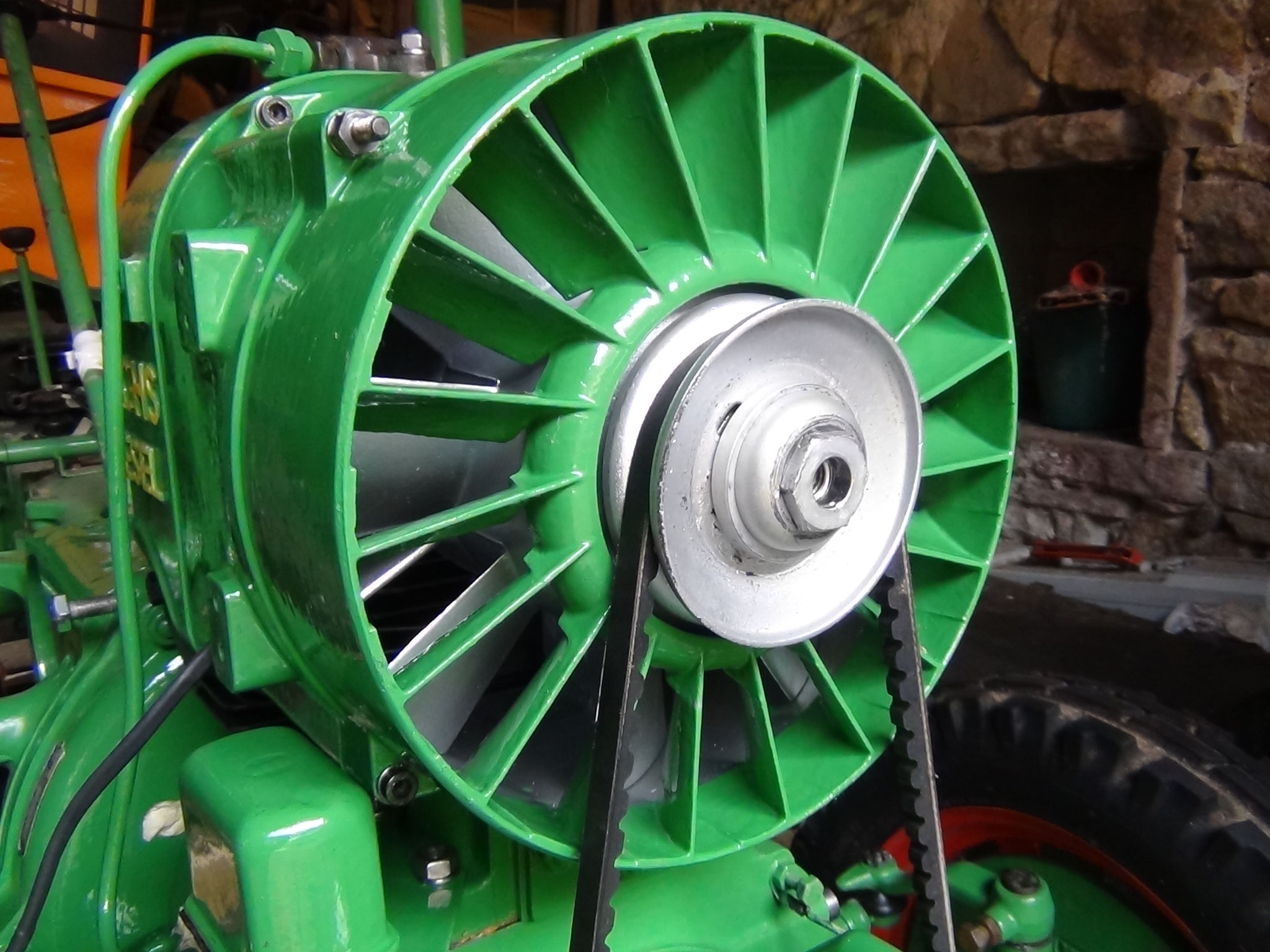 Montage Lichtmaschine Holder B12 Sachs Diesel 600 L traktortreffs