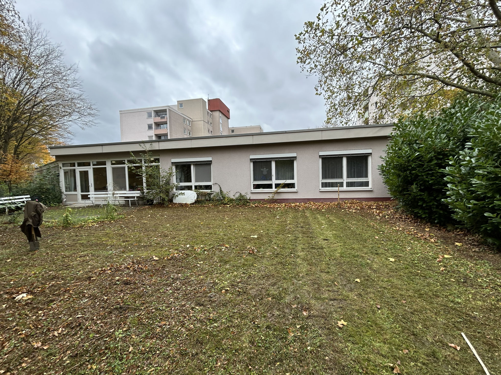 Die monotone Wiese vor der Aktion