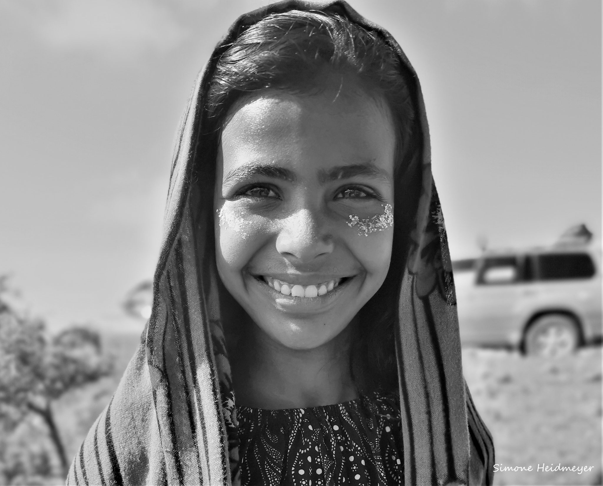 Das Mädchen in den Bergen von Sokotra, Jemen