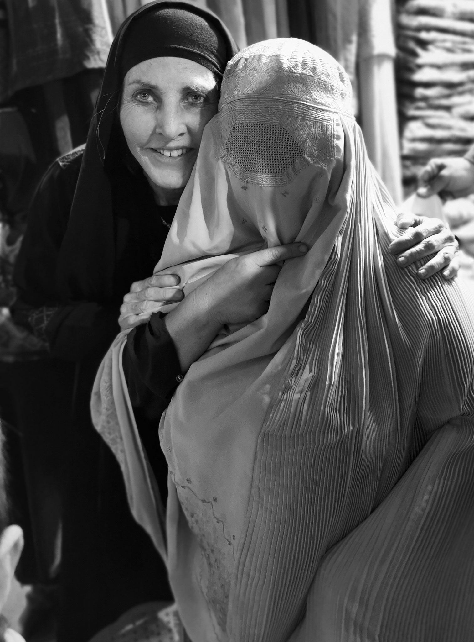 Begegnung im Burkashop von Kandahar