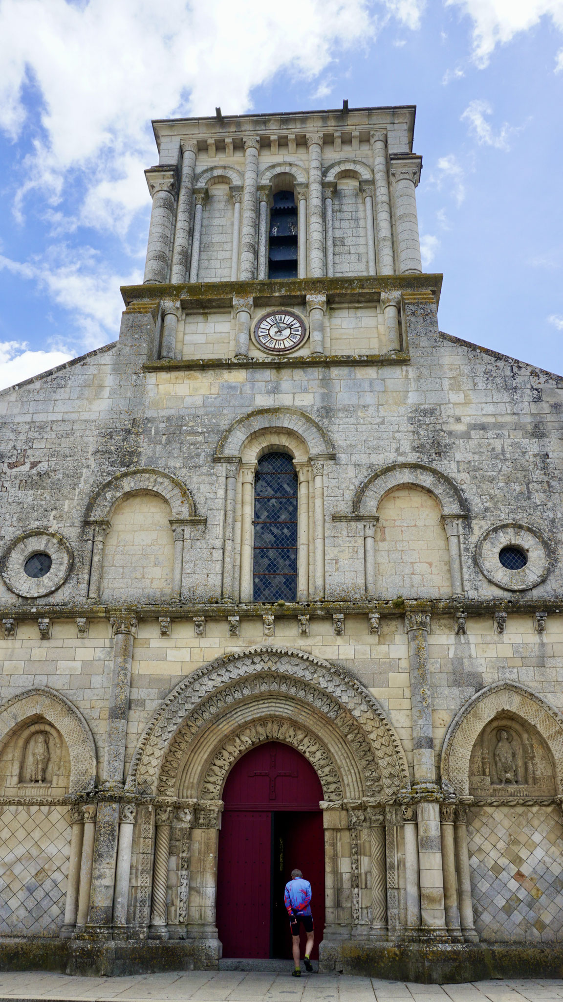Eglise de Maillezais