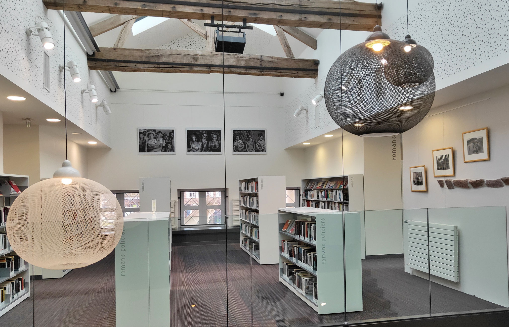 Médiathèque de Montfort-sur Meu - Exposition "Nos voyages en Tsiganie" de Claude et Marie-José Carret