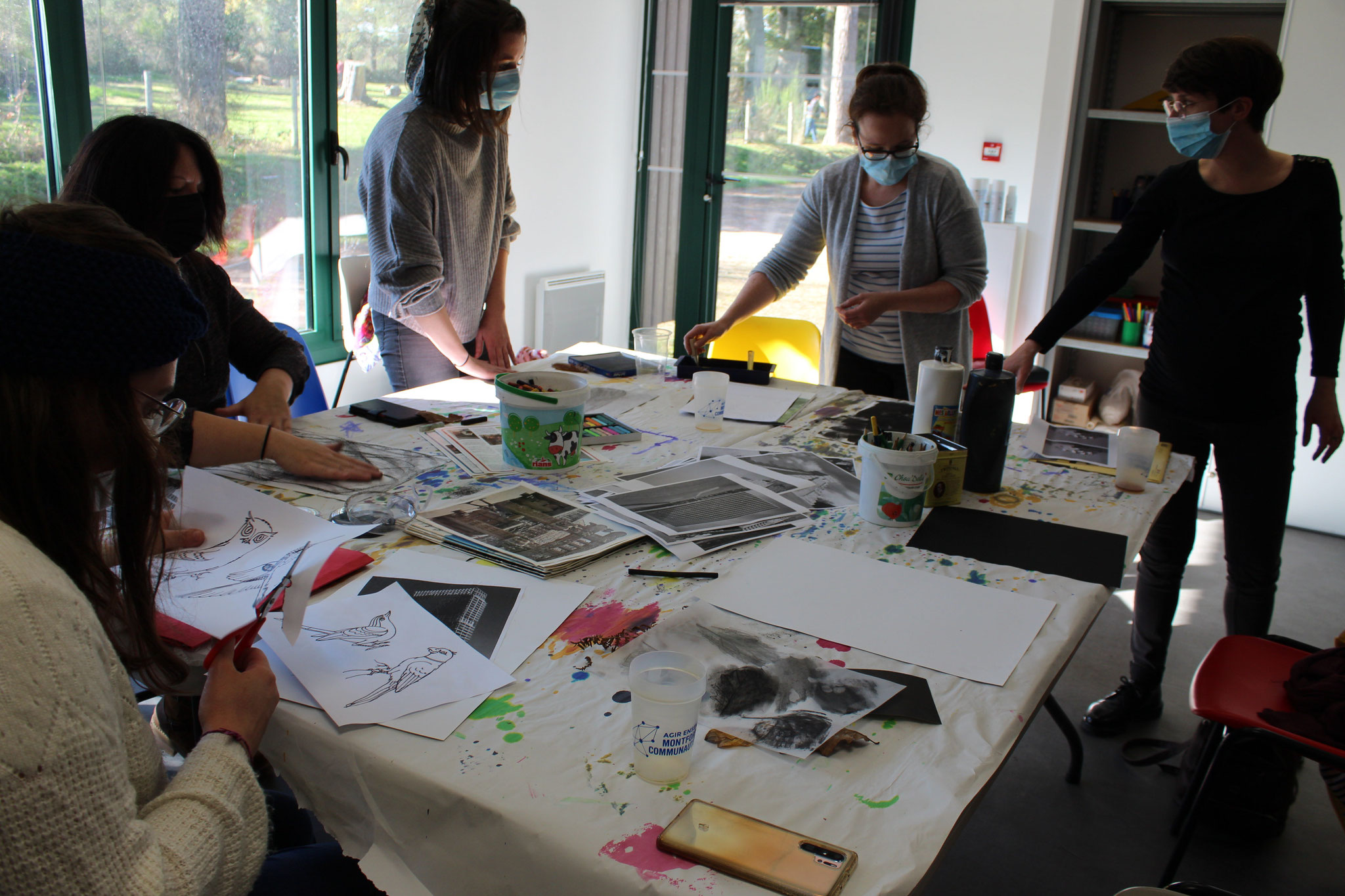 Expérimentations : découpage, collage