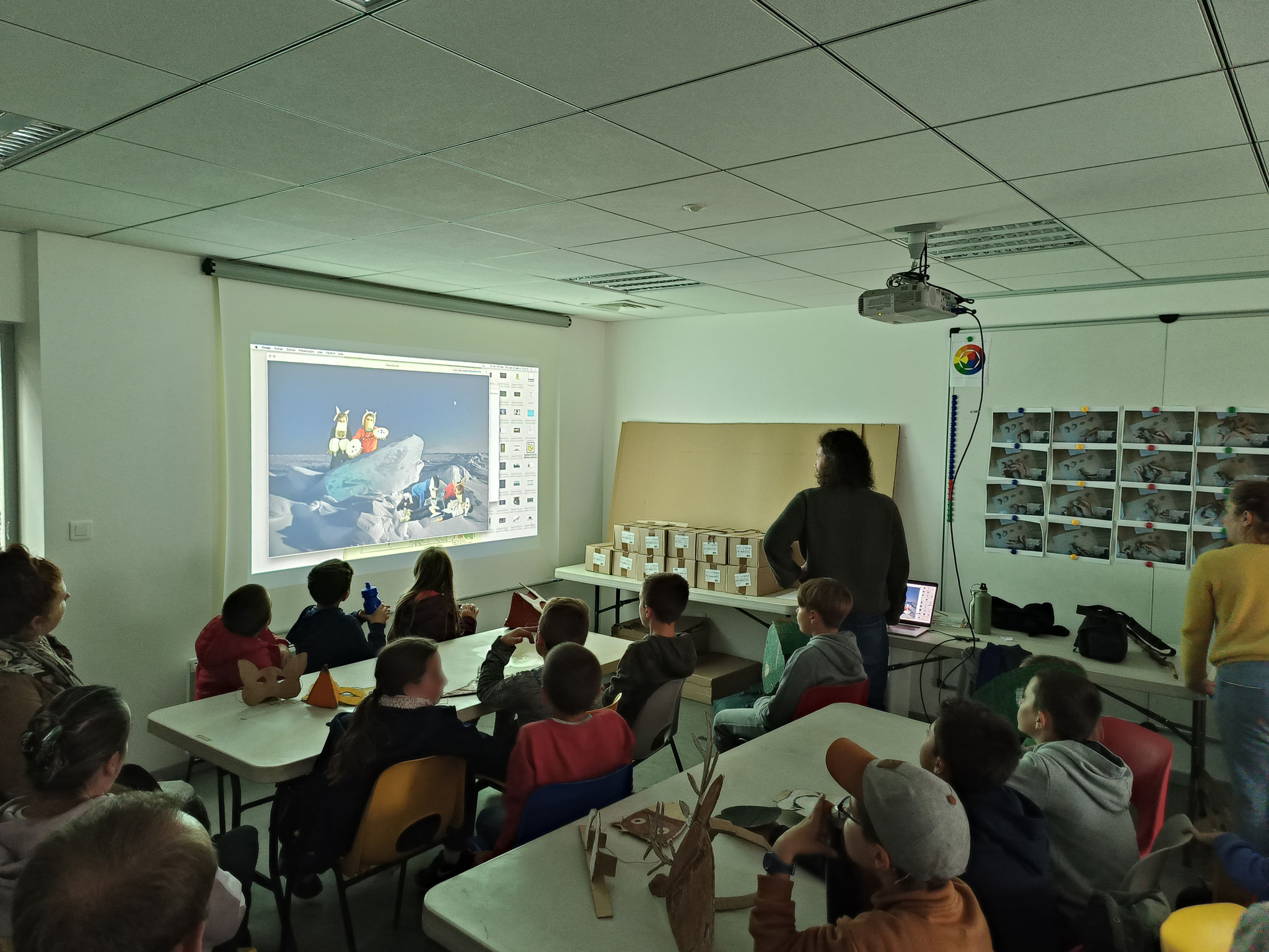 Rencontres avec les artistes et des classes du CE2 au CM1