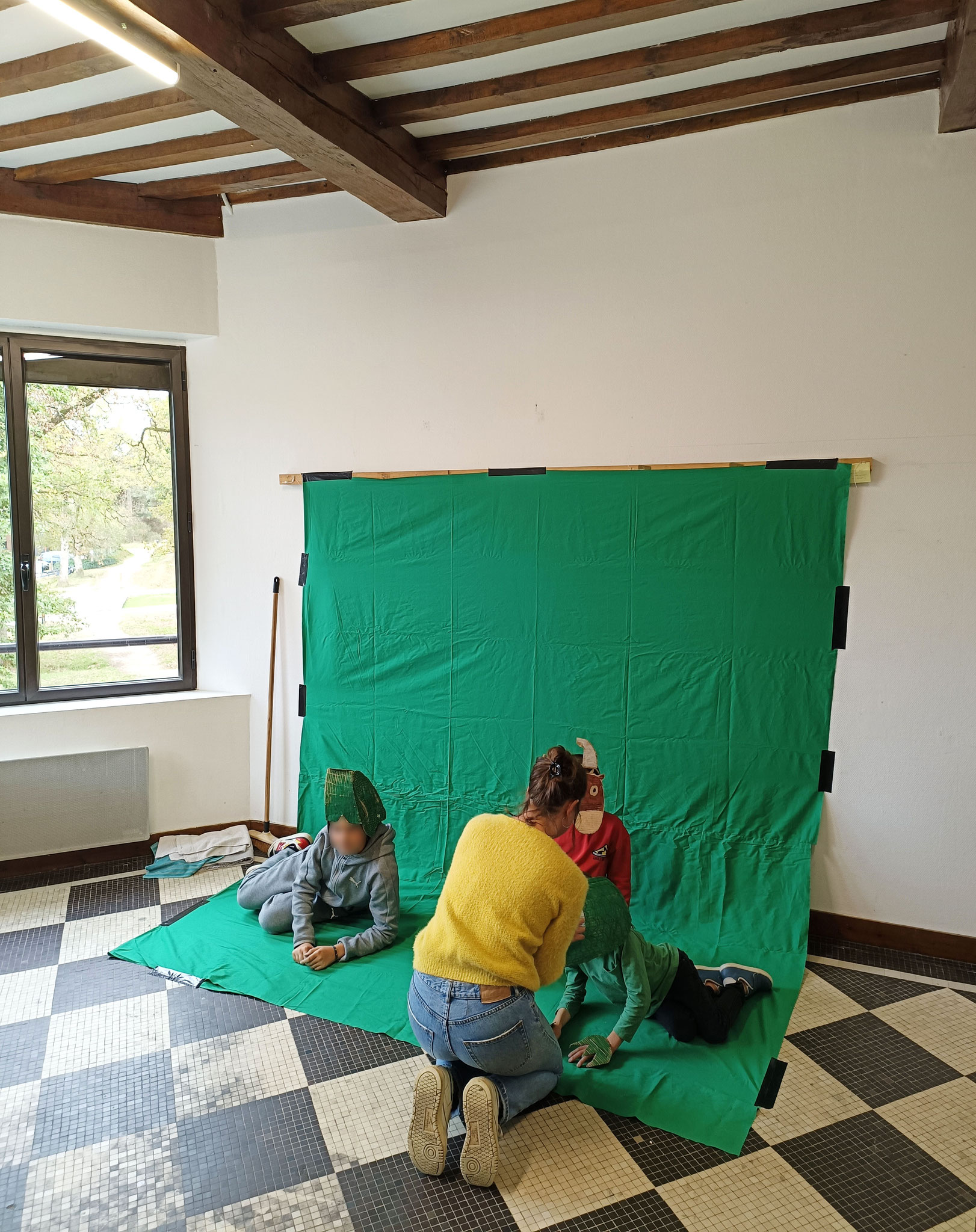 Rencontres avec les artistes et des classes du CE2 au CM1