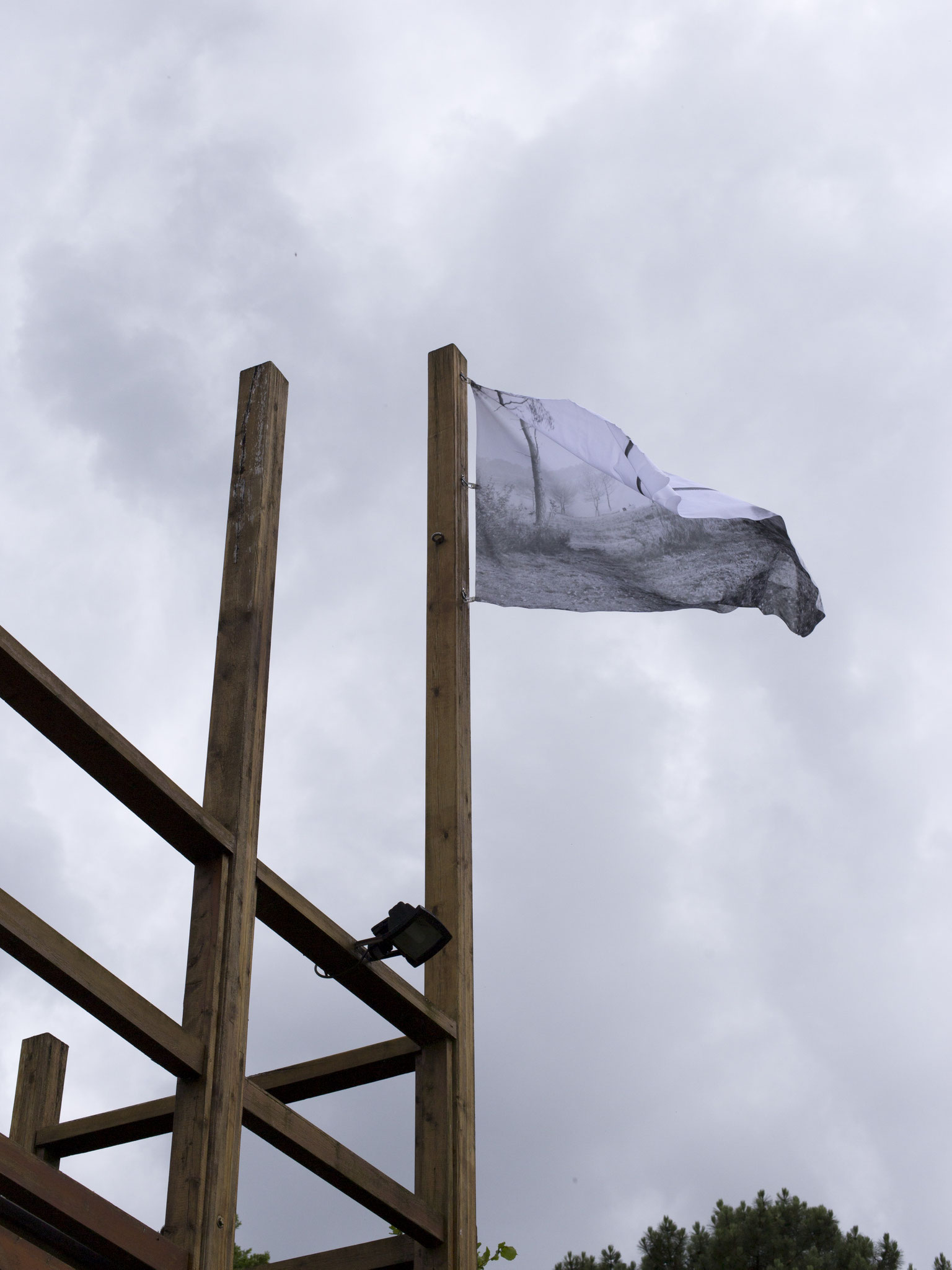 Vue de l'exposition "Alors que la nuit tombe". Photo : Maxime Voidy