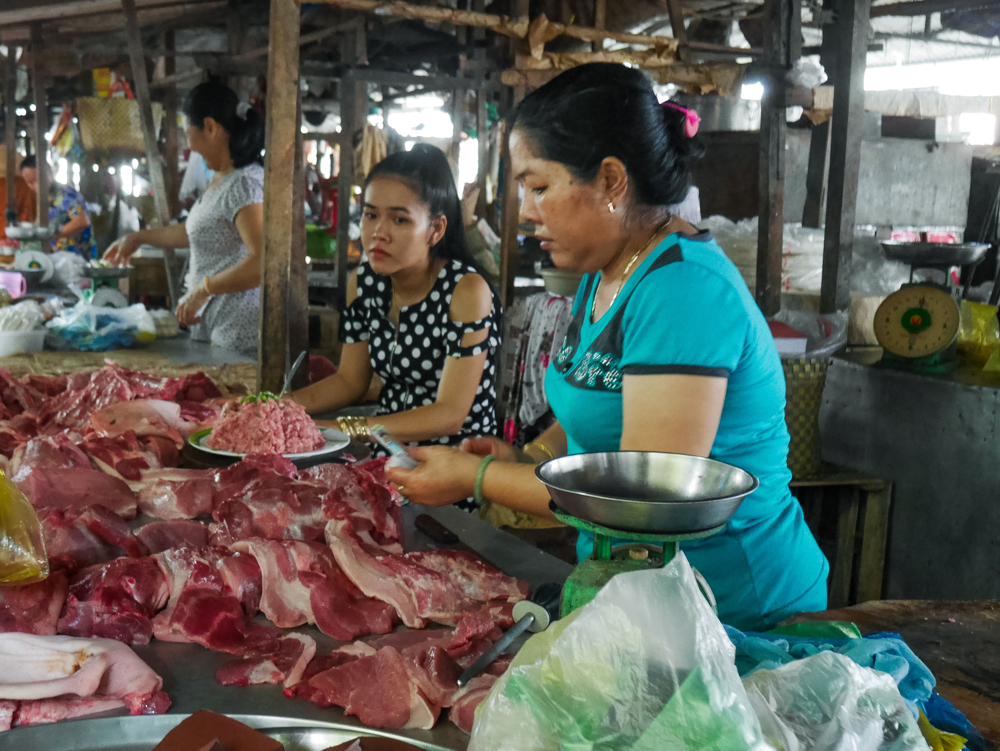 unterwegs im Mekong Delta - Markt auf dem Festland