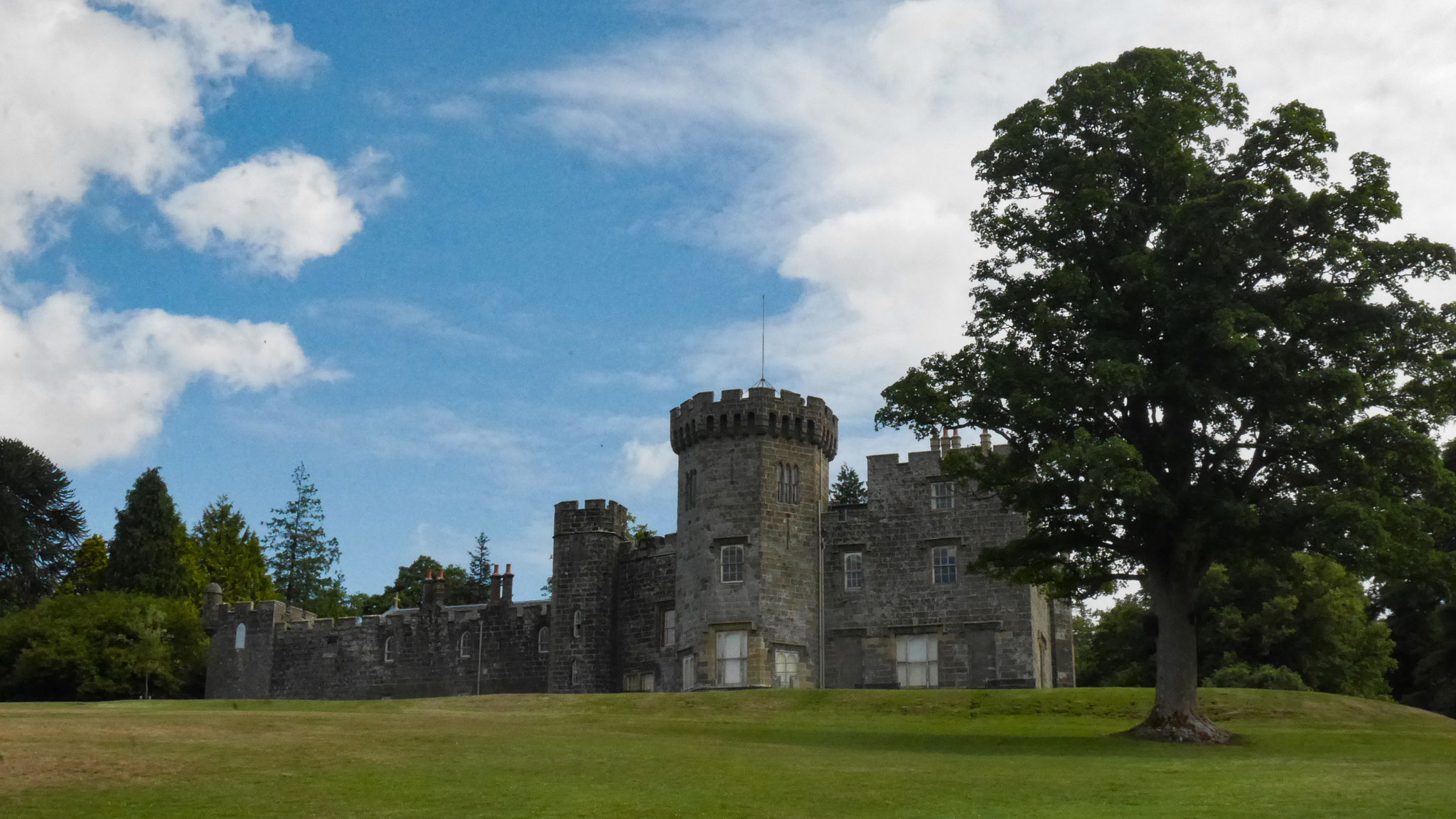 Balloch Castle