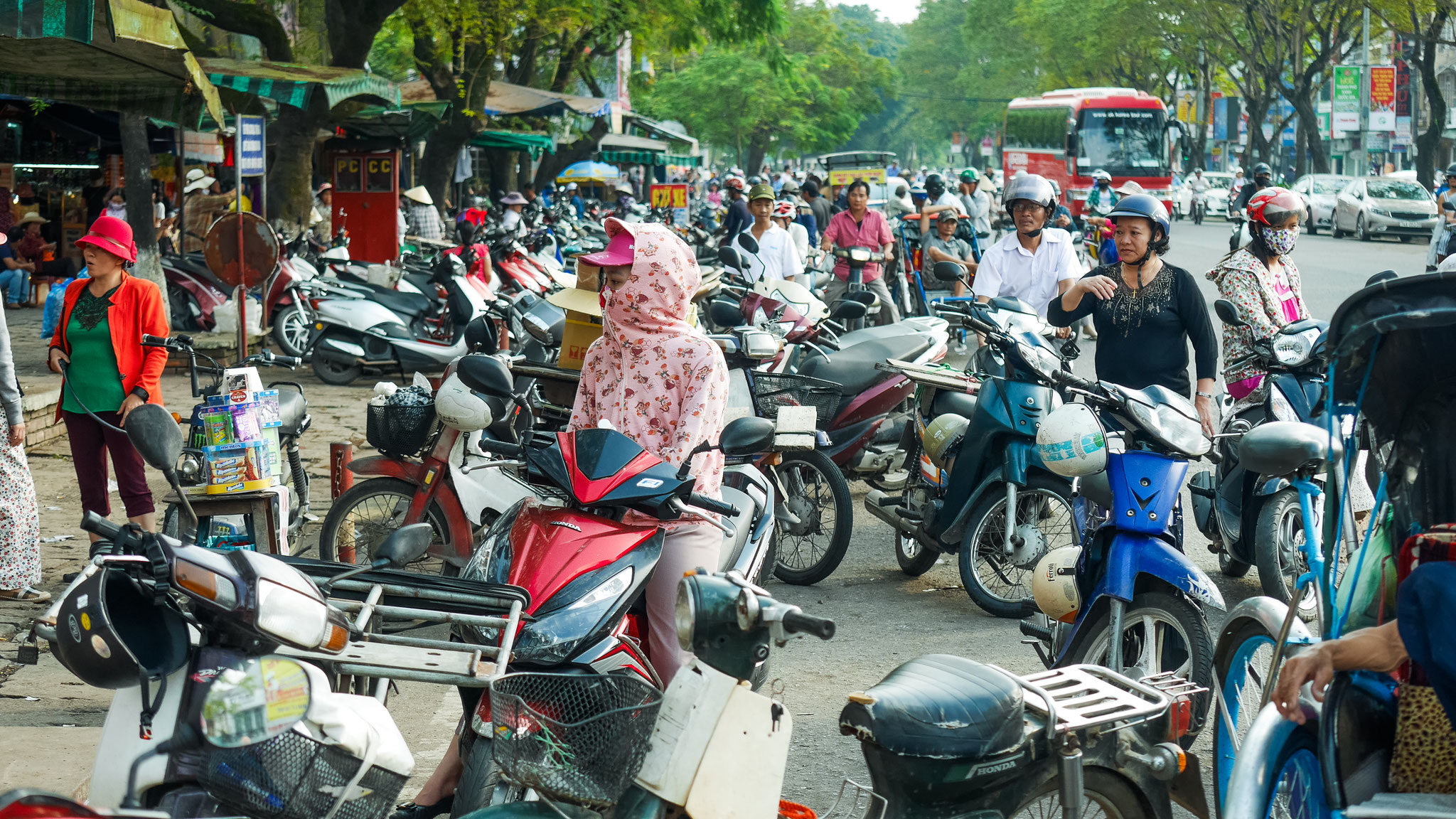 Hue - Dong Ba Markt