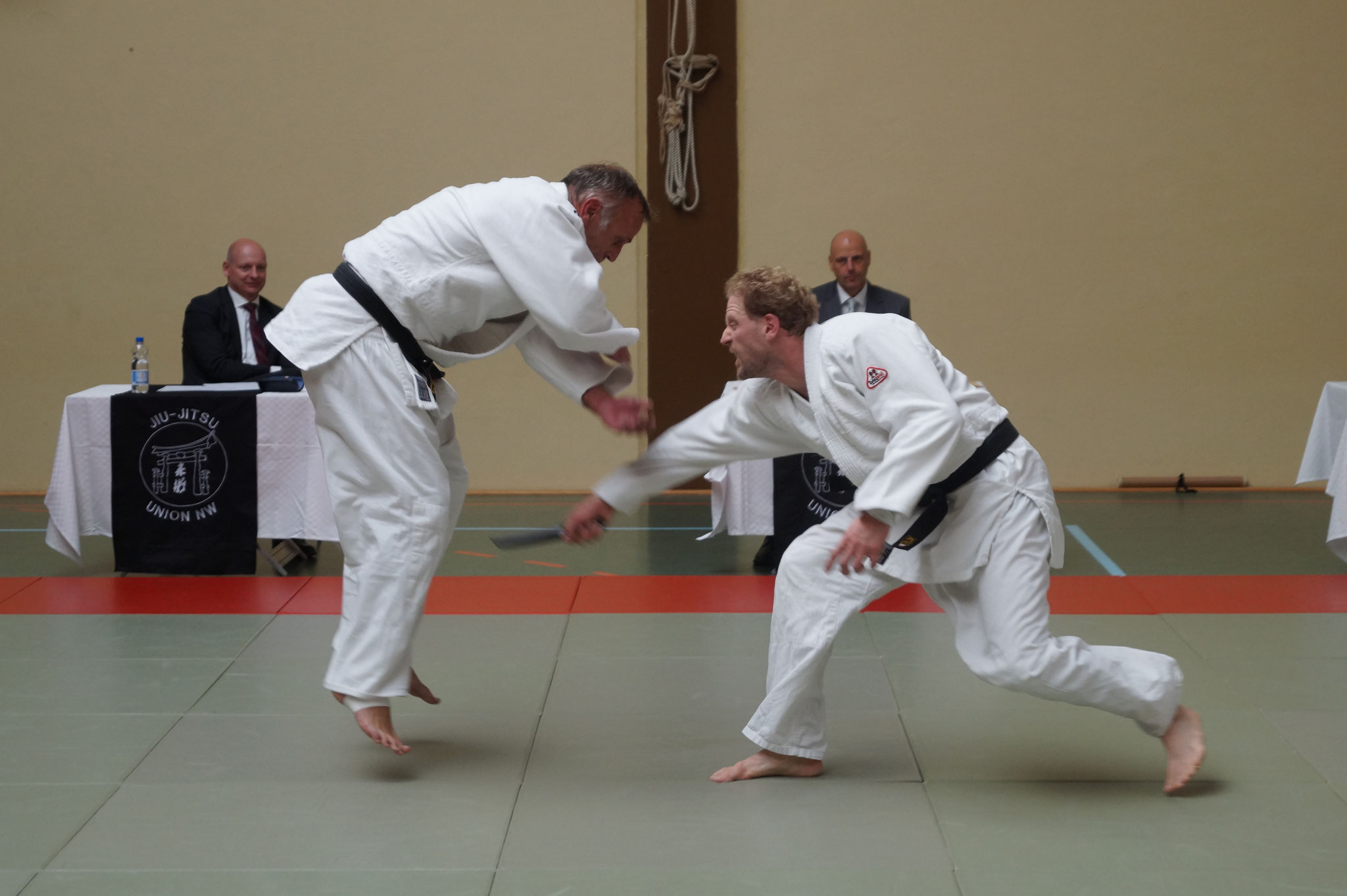 JJU NW - Jiu Jitsu - Moderne Selbstverteidigung