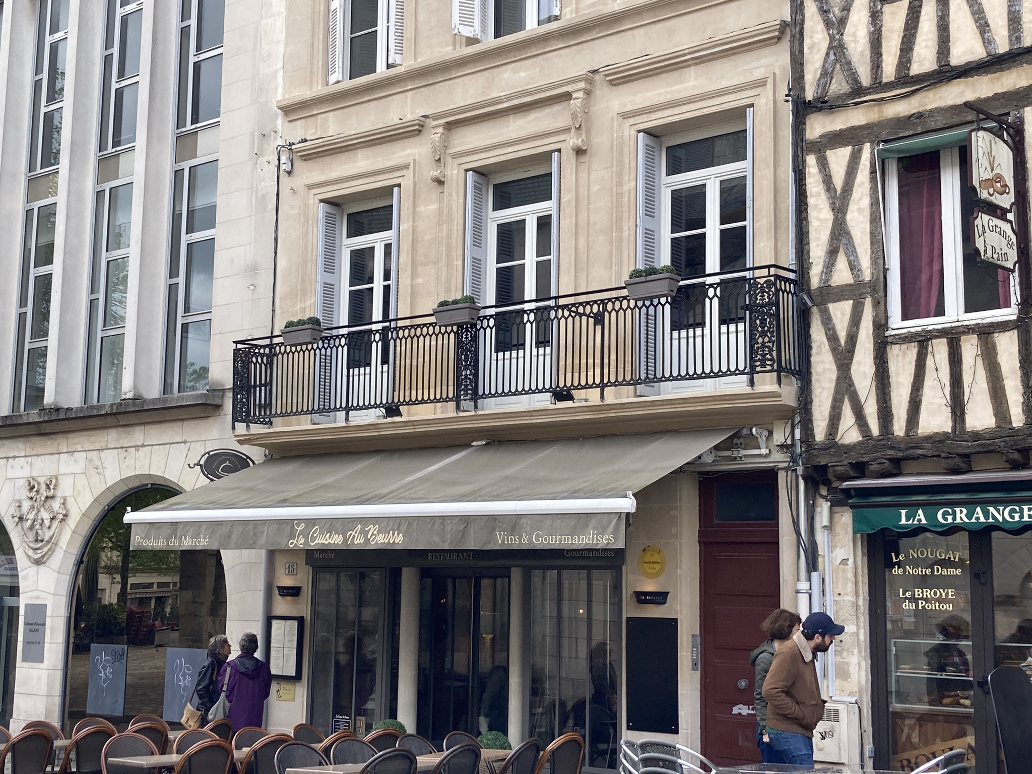 Ravalement de façade et réparation du gardes corps