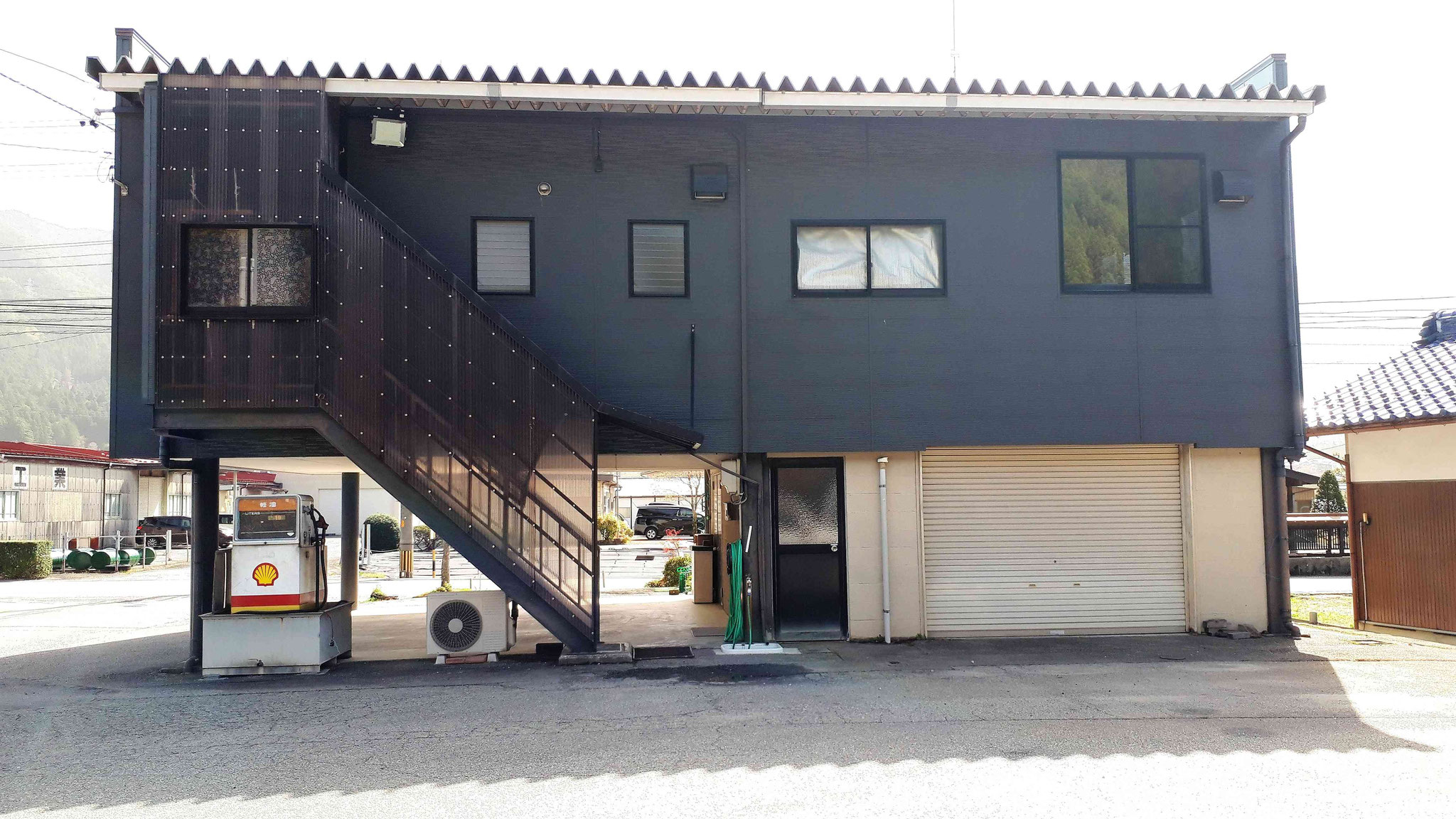 社屋_西