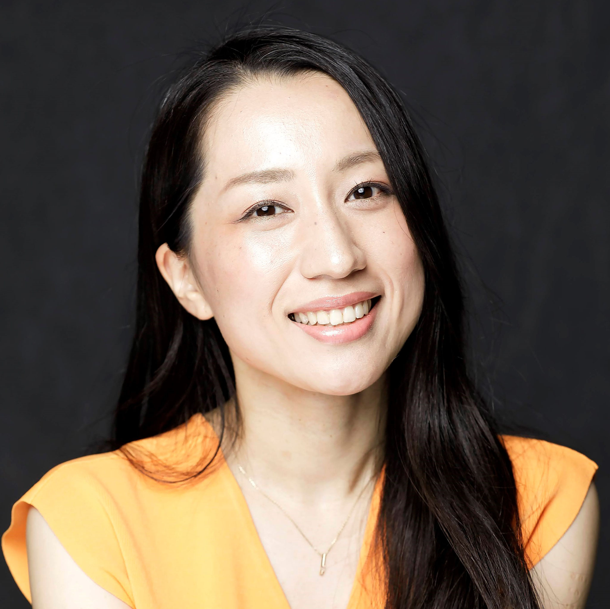 須原麻衣