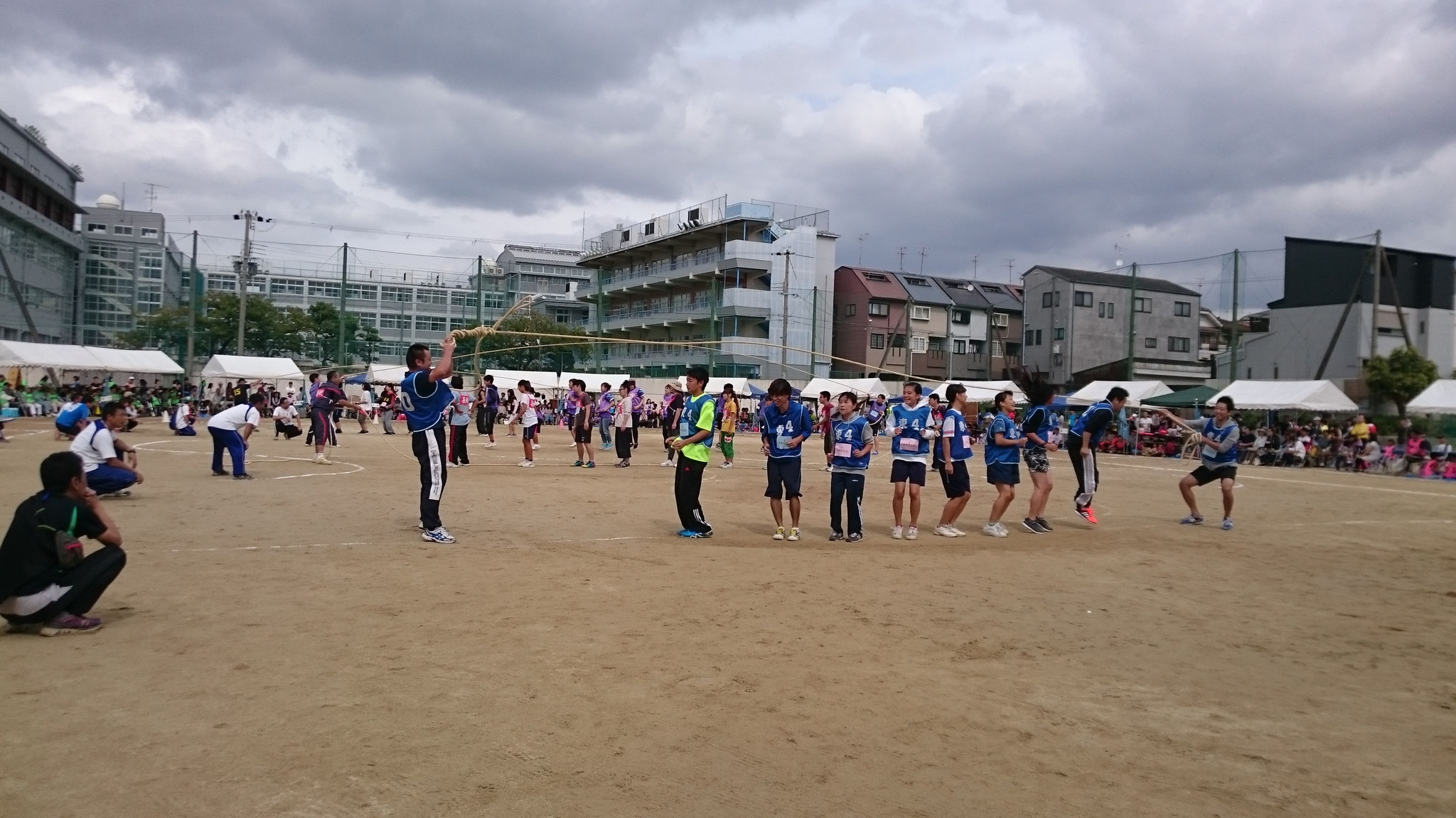 10人なわとび