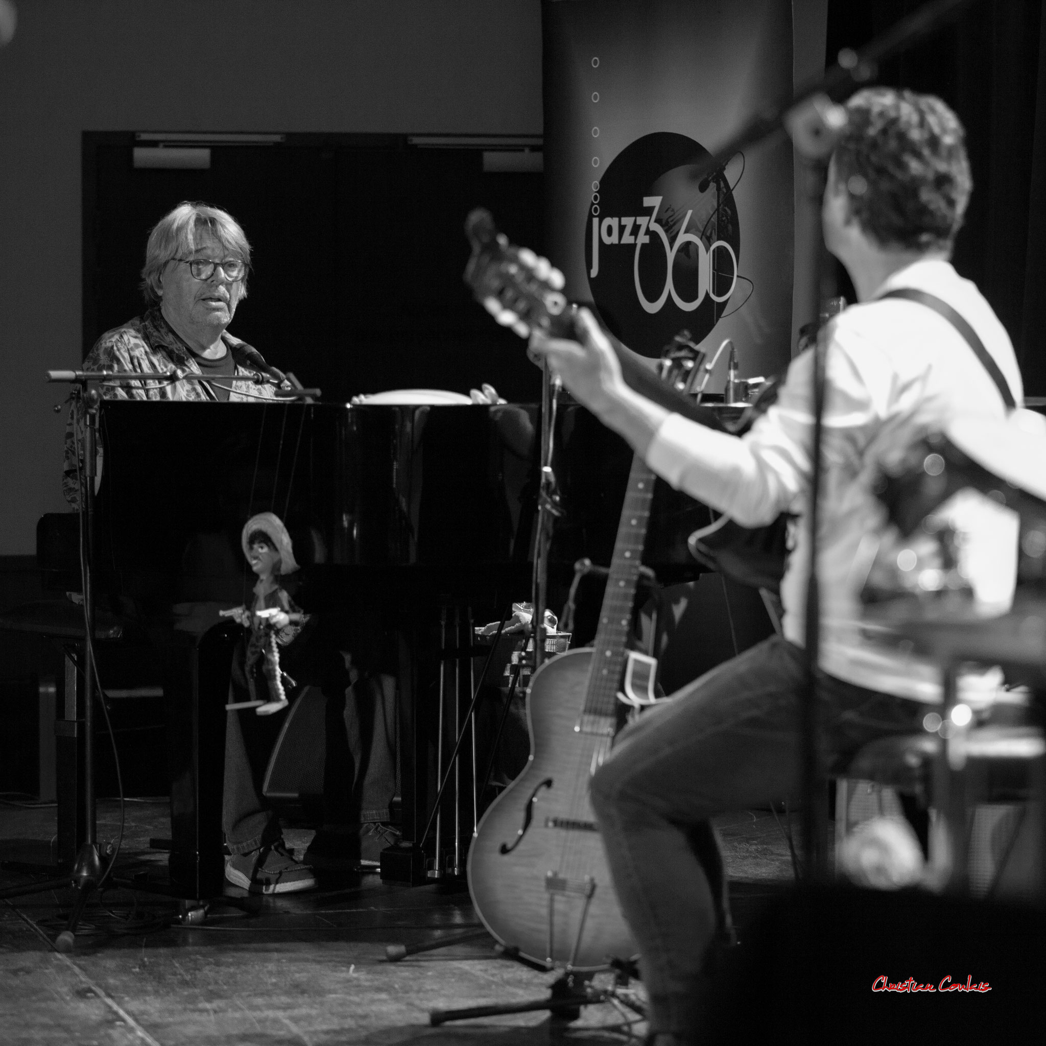 Bernard Lubat, Sylvain Luc > "Intranquille", Festival Jazz360 2023, St-Caprais-de-Bordeaux. Vendredi 2 juin 2023. Photographie © Christian Coulais