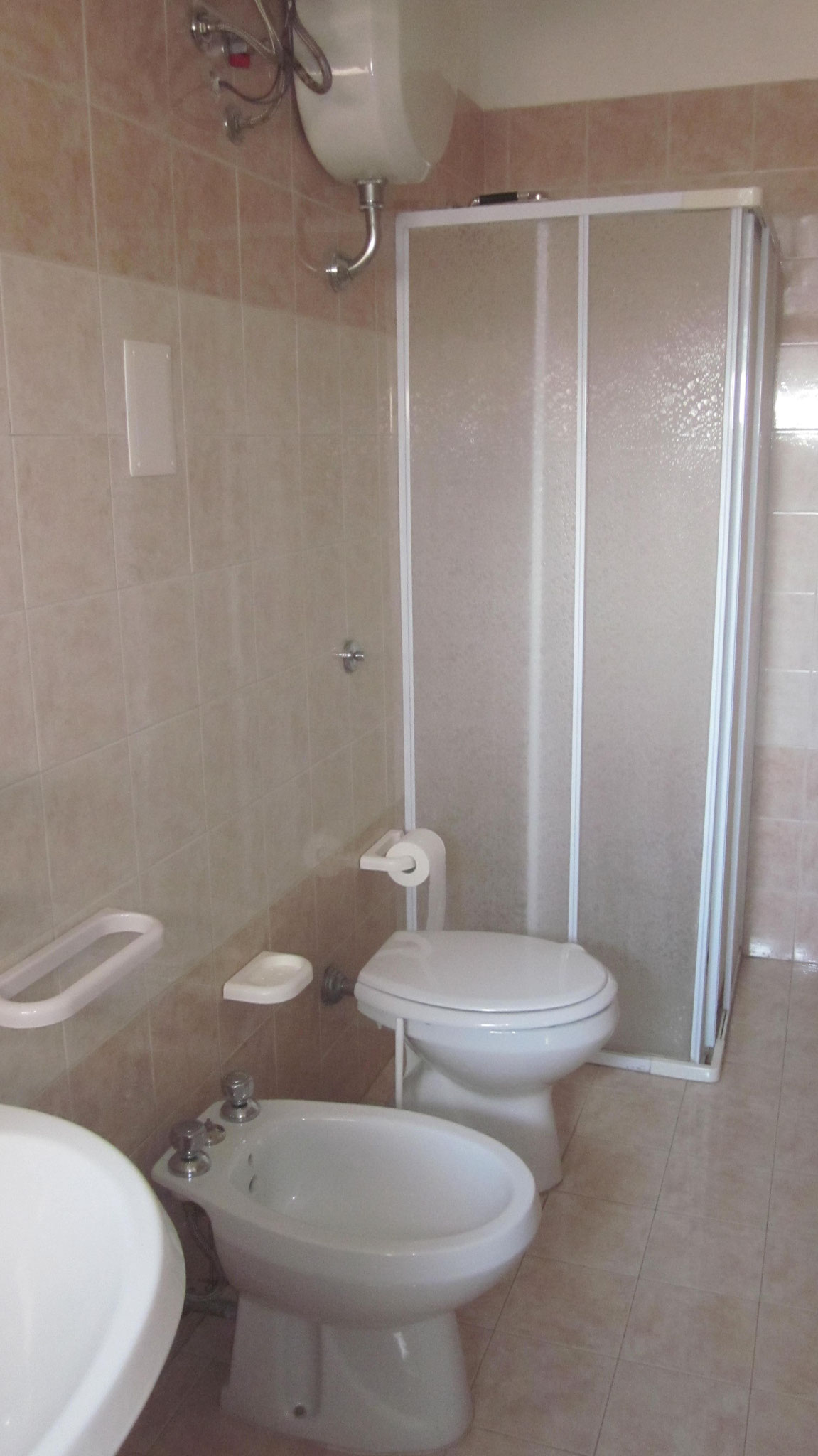 Bagno con doccia