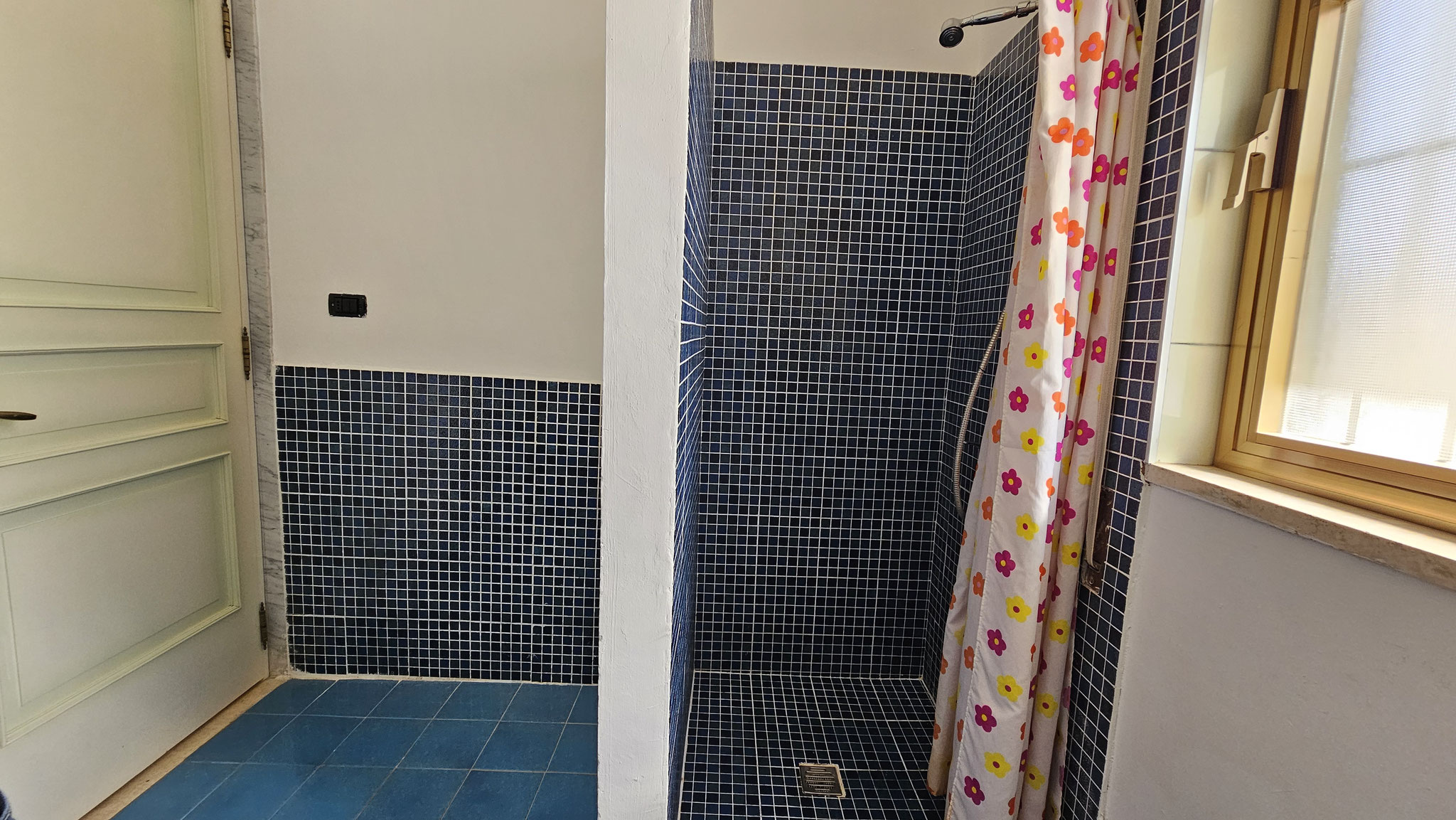Bagno con doccia