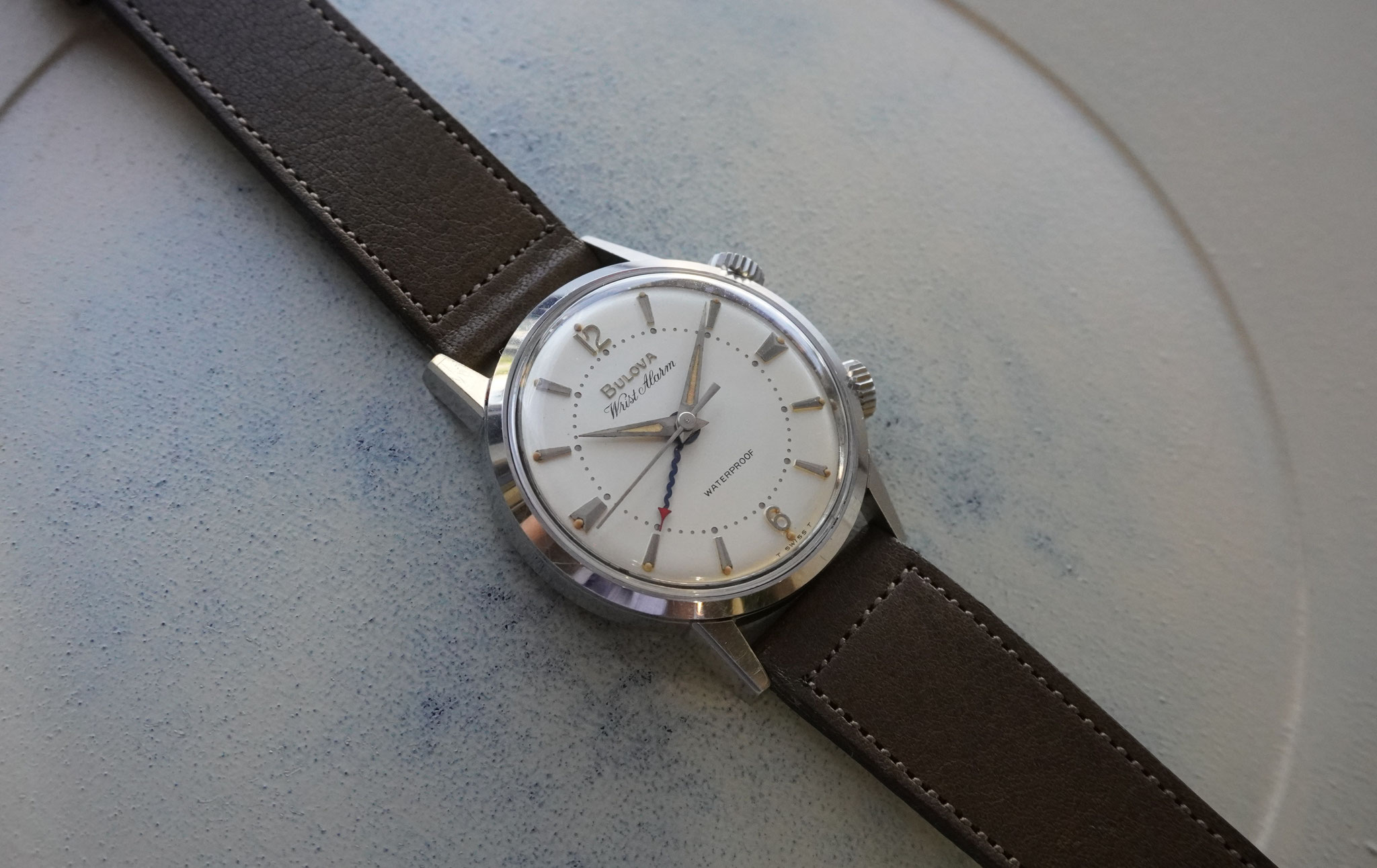 アンティーク ヴィンテージバイク風時計 バイクの振動に耐えるヴィンテージウォッチ！オリジナルウォッチ