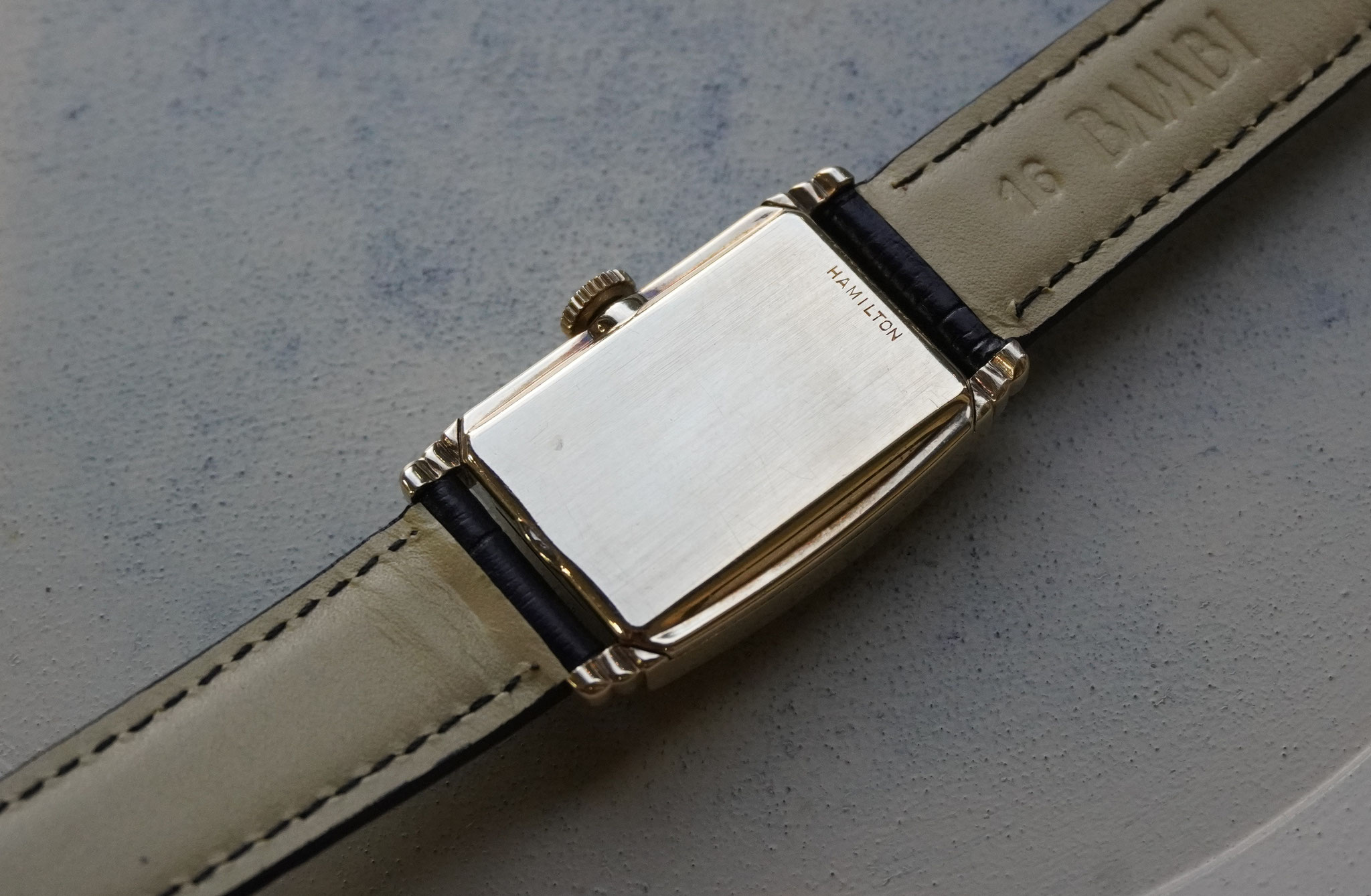 ⭐【超美品希少レア】グッチヴィンテージ6500L腕時計(新品電池稼働品) グッチ GUCCI 腕時計 ステンレススチール 5500L レディース 中古