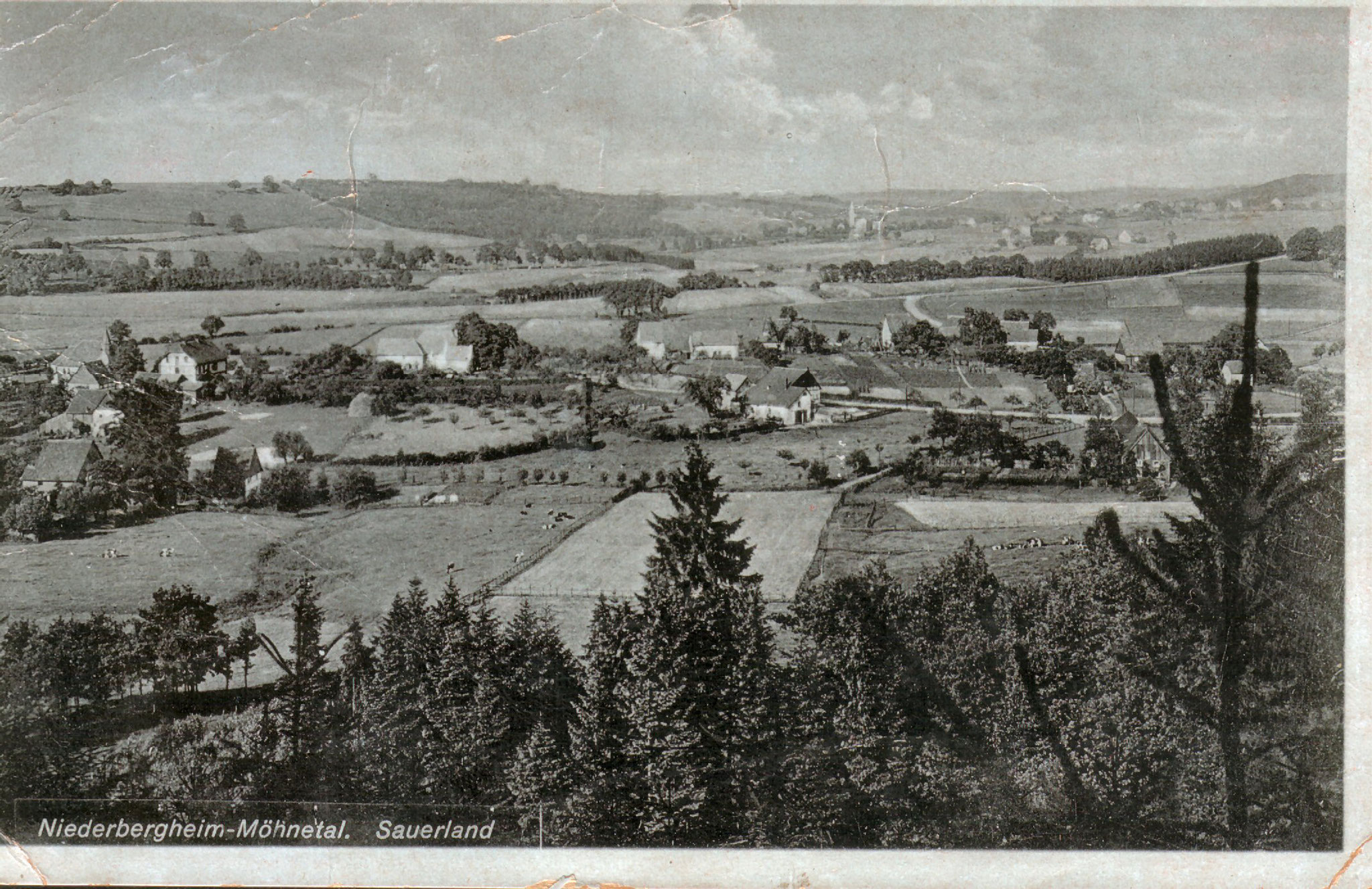 Alte Ansichtskarte mit Blick auf das Dorf