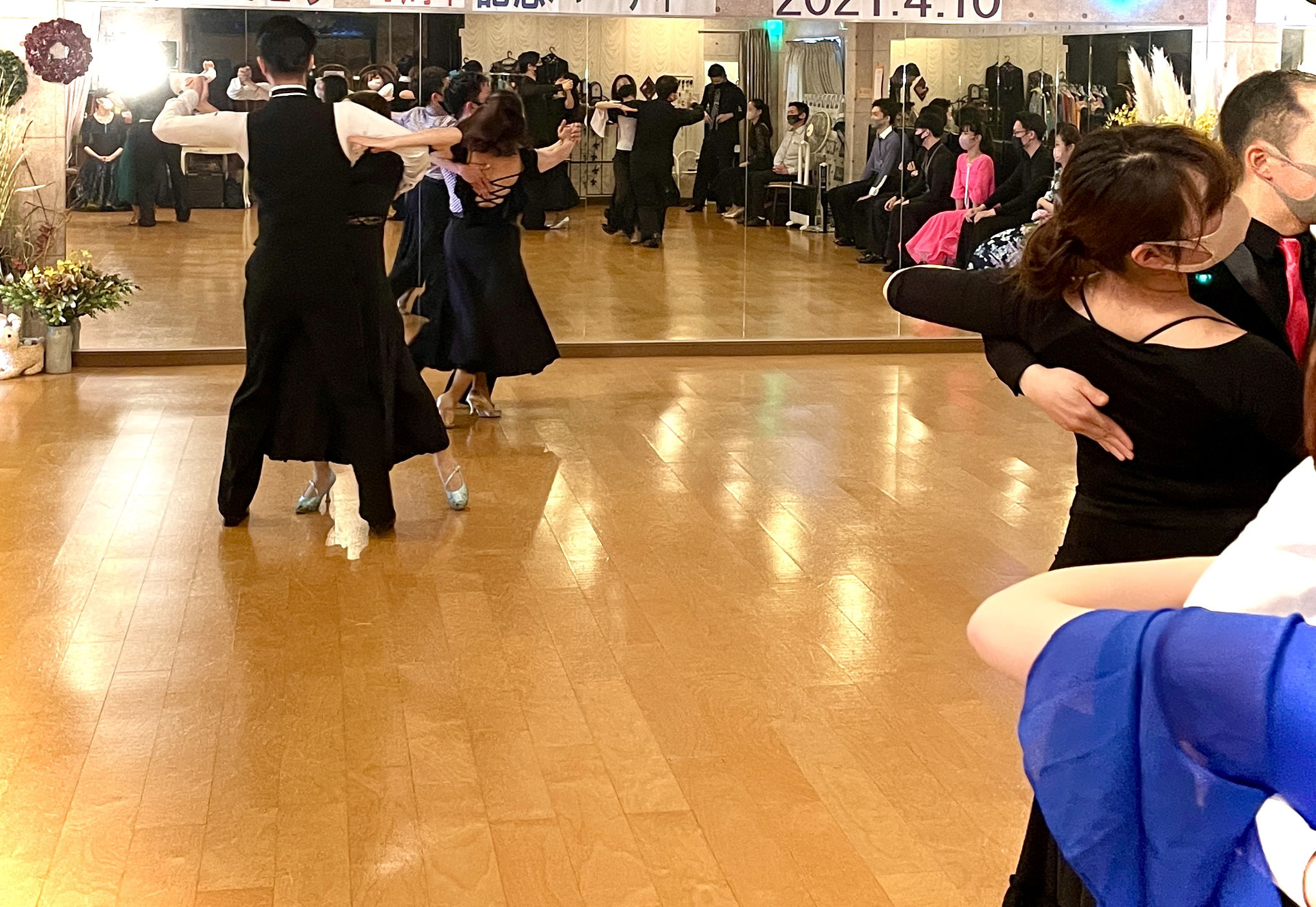 アテンダントと踊れるフリーダンスも毎週開催🌸