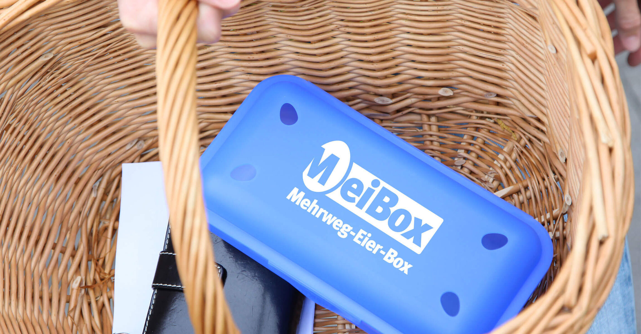 Next time you go shopping, take your empty MeiBox with you.