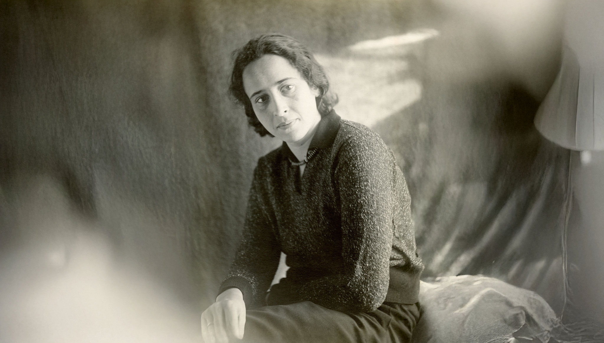 Courtesy of the Hannah Arendt Bluecher Literary Trust Art Resource, NY © 2025 PROGRESS Filmverleih