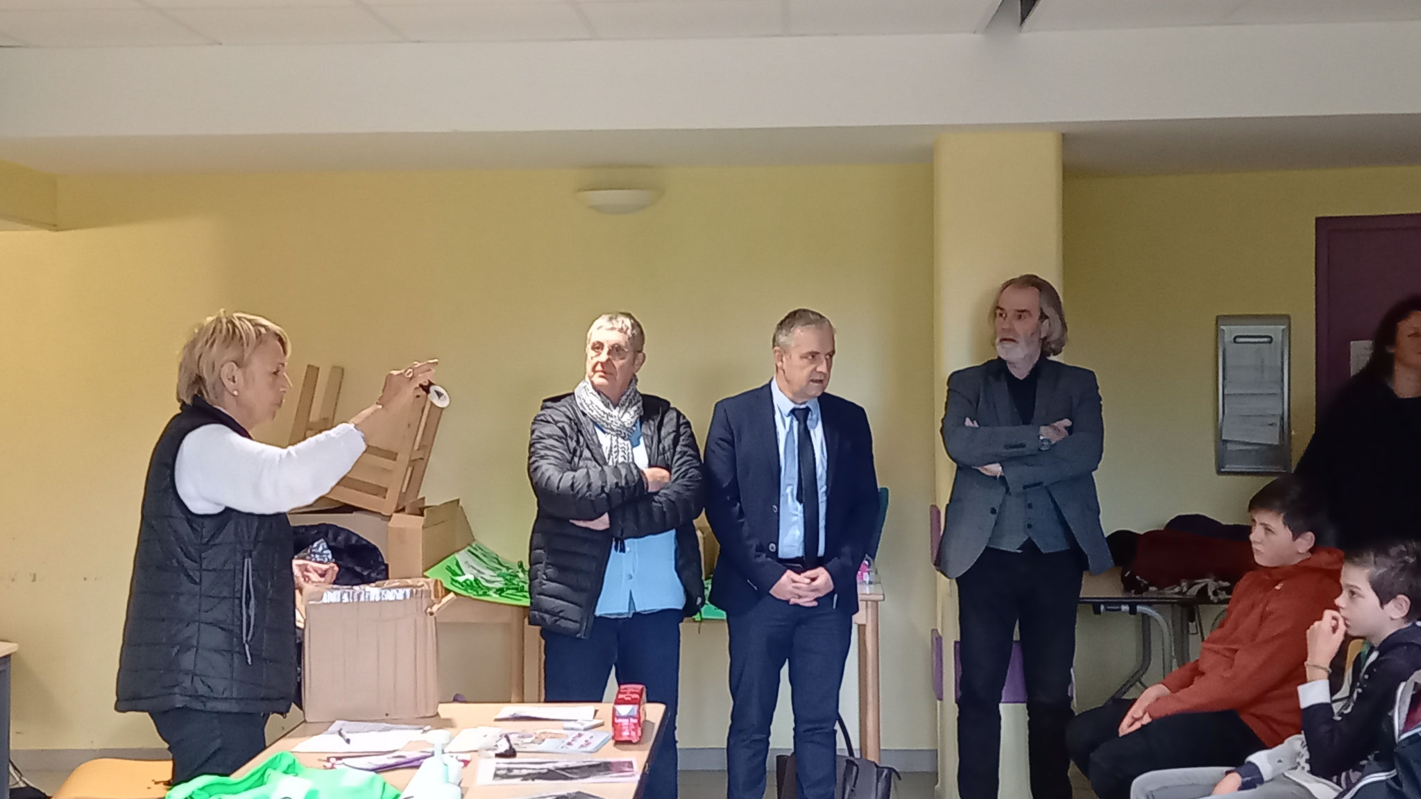 SAINT-ÉTIENNE-AU-MONT COLLÈGE PAUL ÉLUARD LE 17 NOVEMBRE 2022