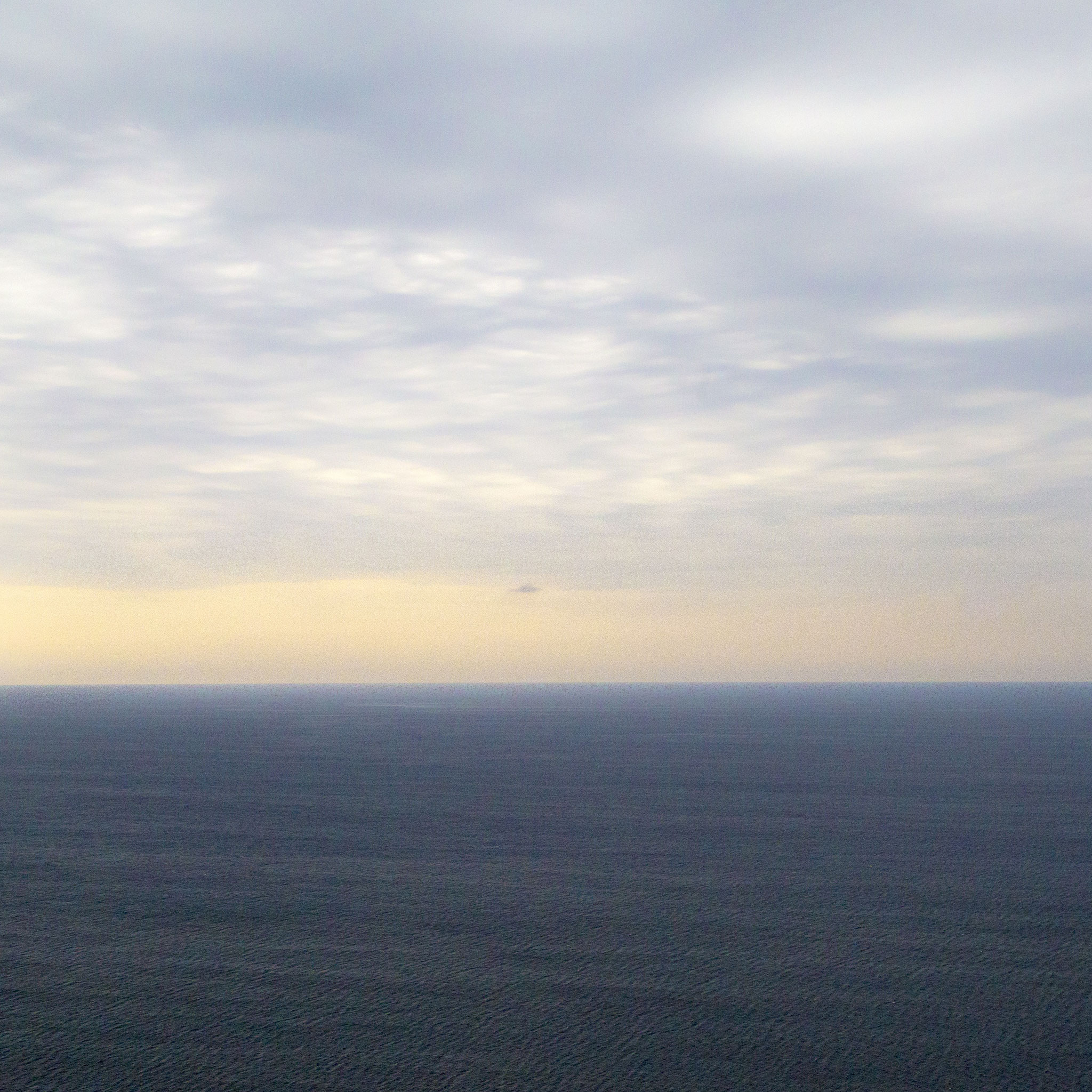 Infinito n. 14  E il naufragar m'è dolce in questo mare.