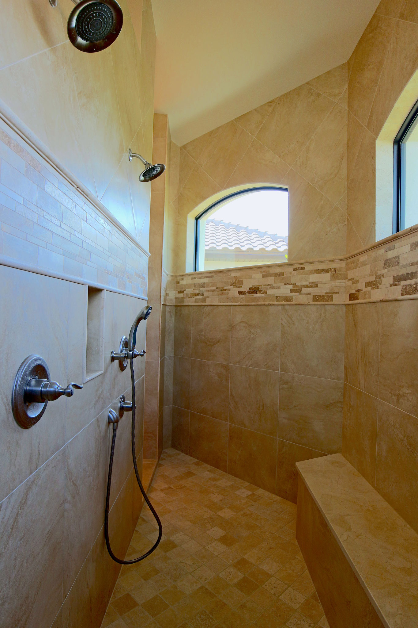 Masterbad-Walk-thru-Shower