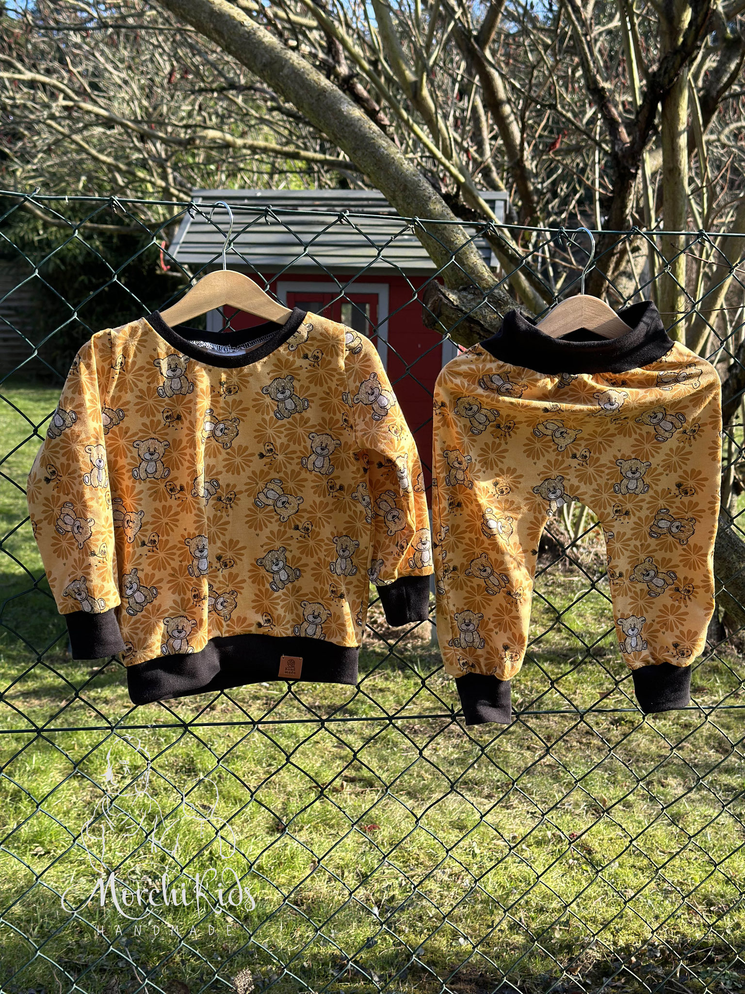 Oversize Pullover mit Pumphose