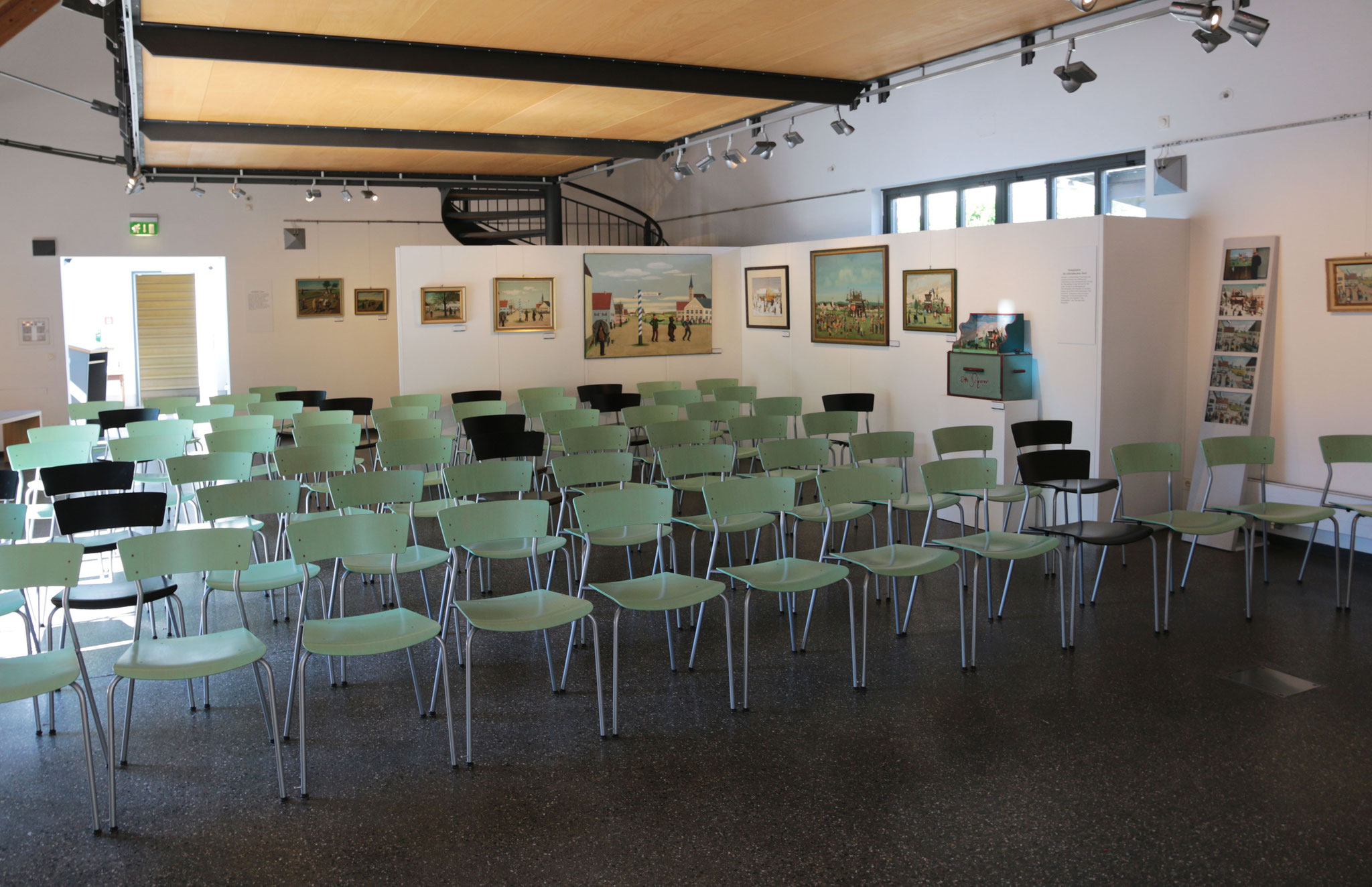 Vor der Vernissage