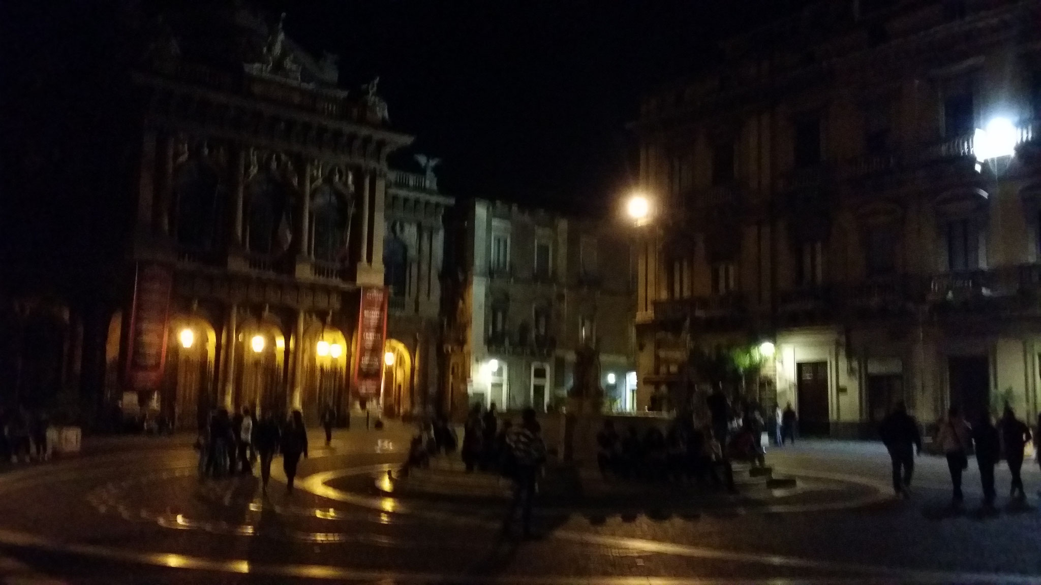 Piazza Teatro Massimo by night