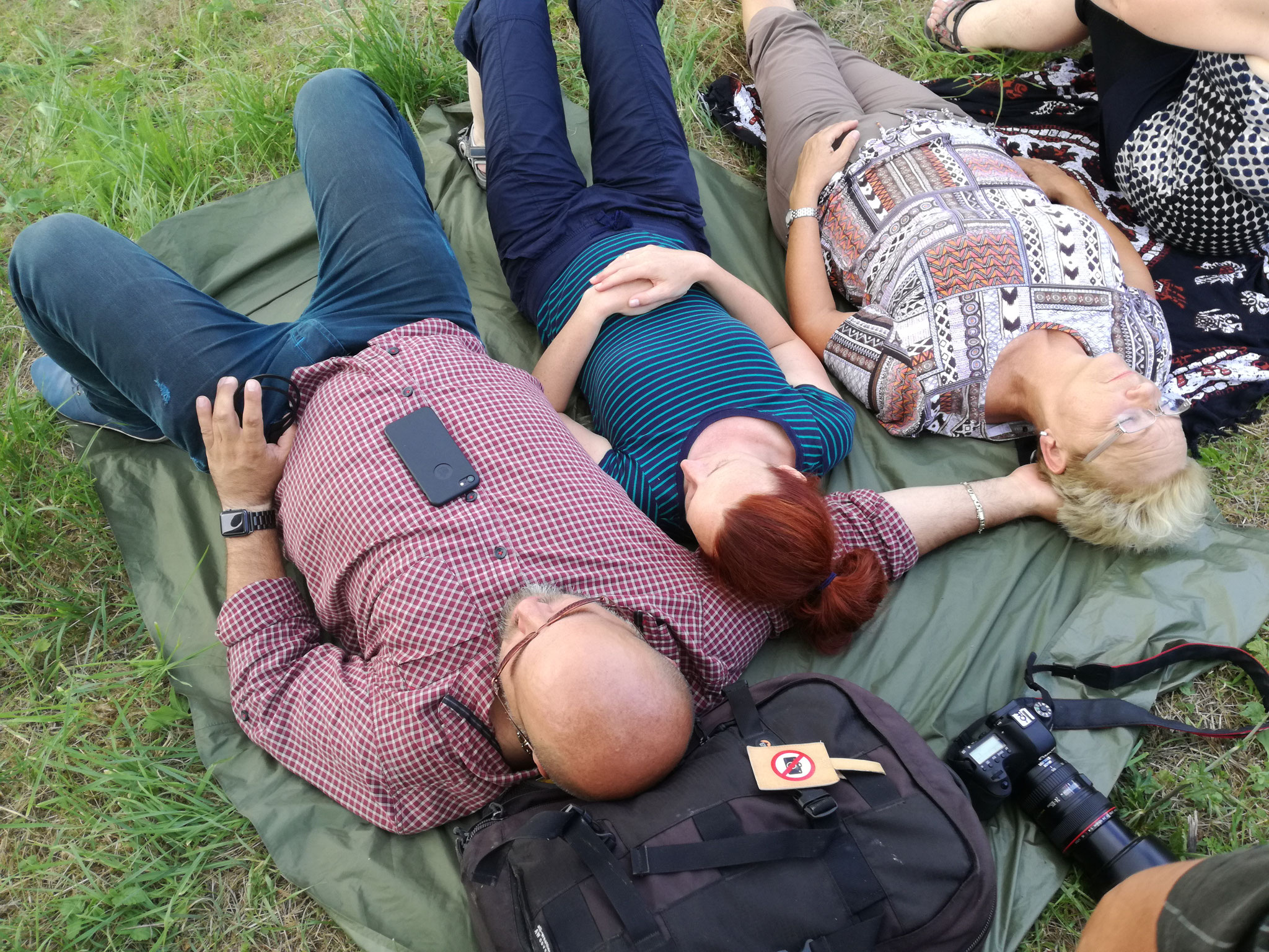 Resting in the open air