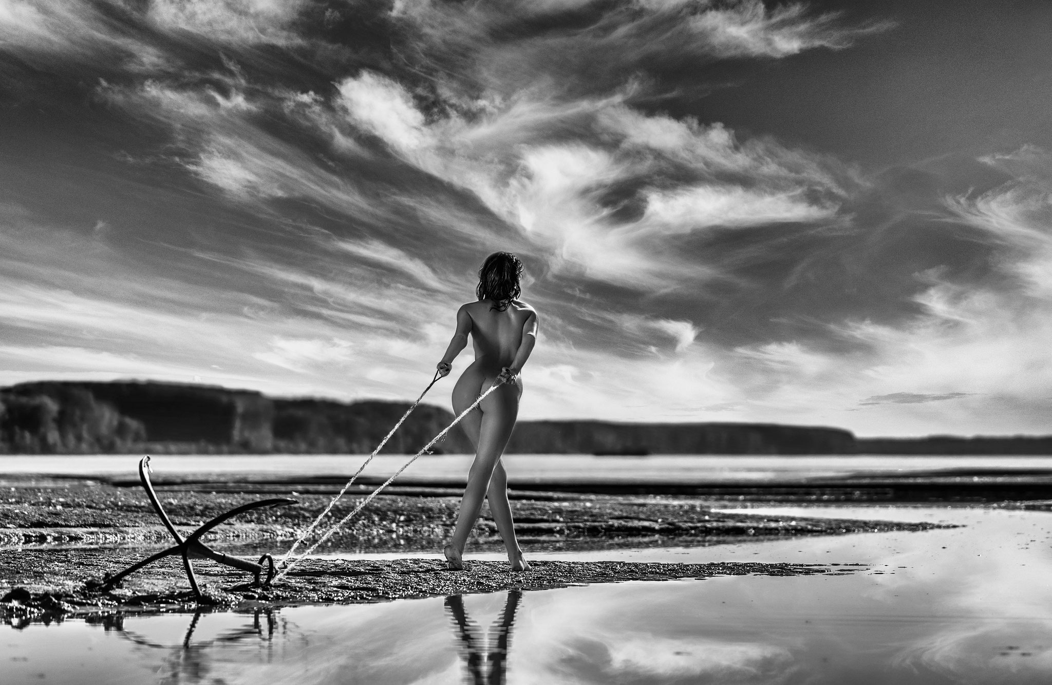 Laura Stoica (Romania) - To other shores
