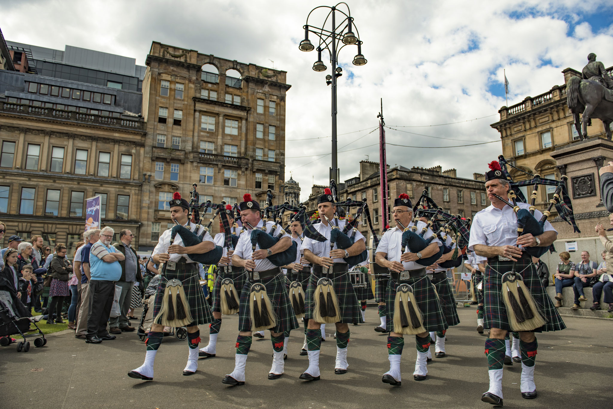 Gabor Ovidiu EFIAP (Oradea-RO)- Glasgow (UK) 4