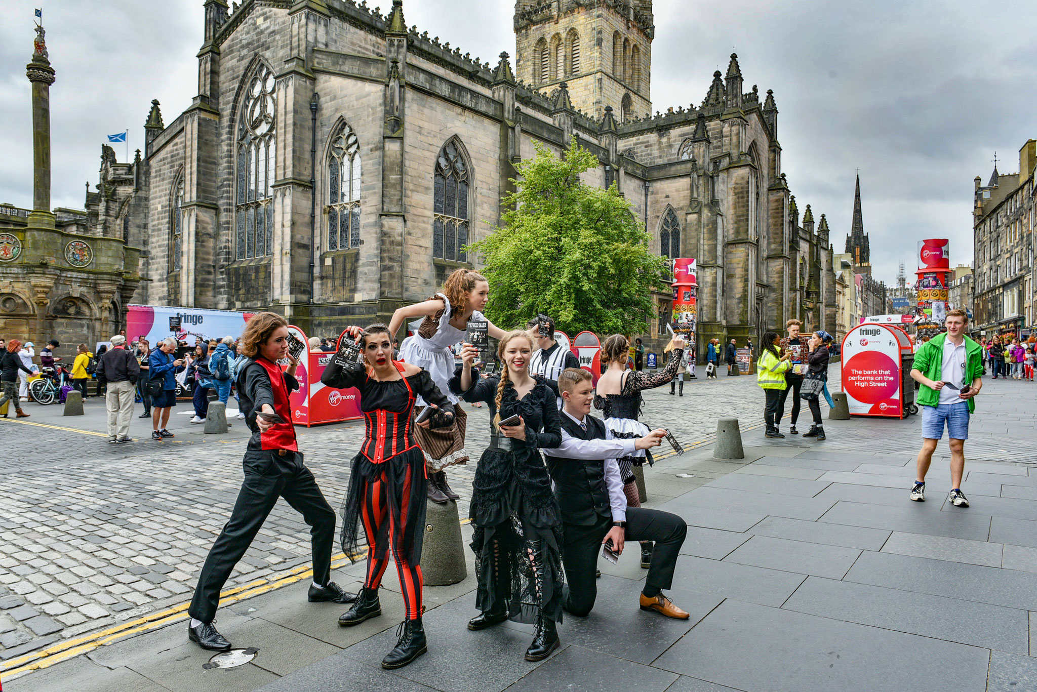 Gabor Ovidiu EFIAP (Oradea-RO)- Edinburgh (UK) 1