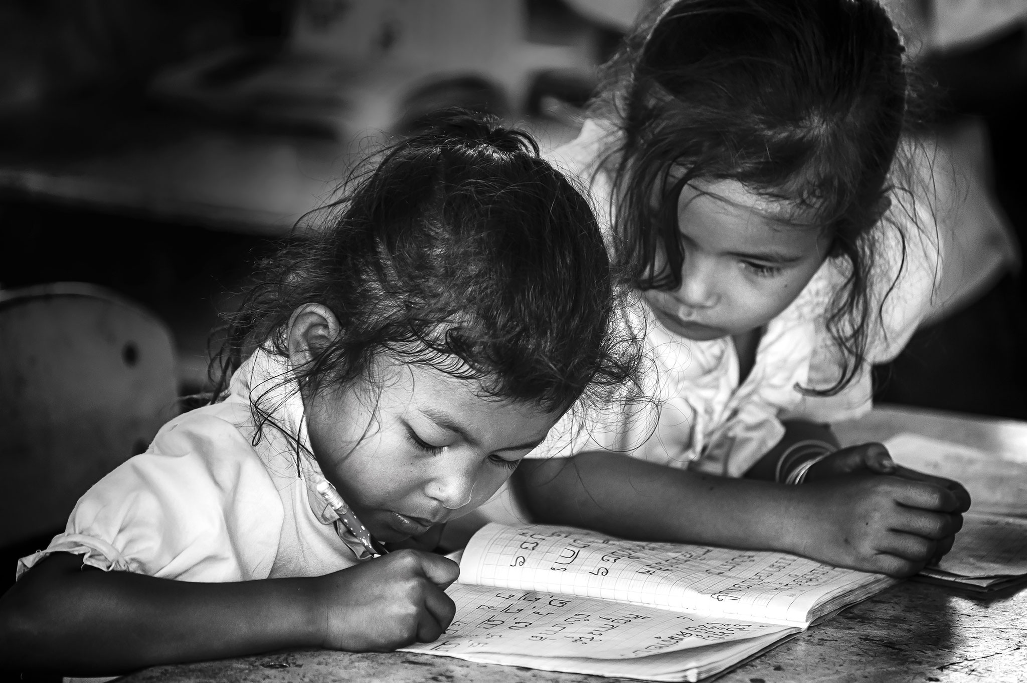 Mauro Carli EFIAP (Italy) - Letter Lesson BN