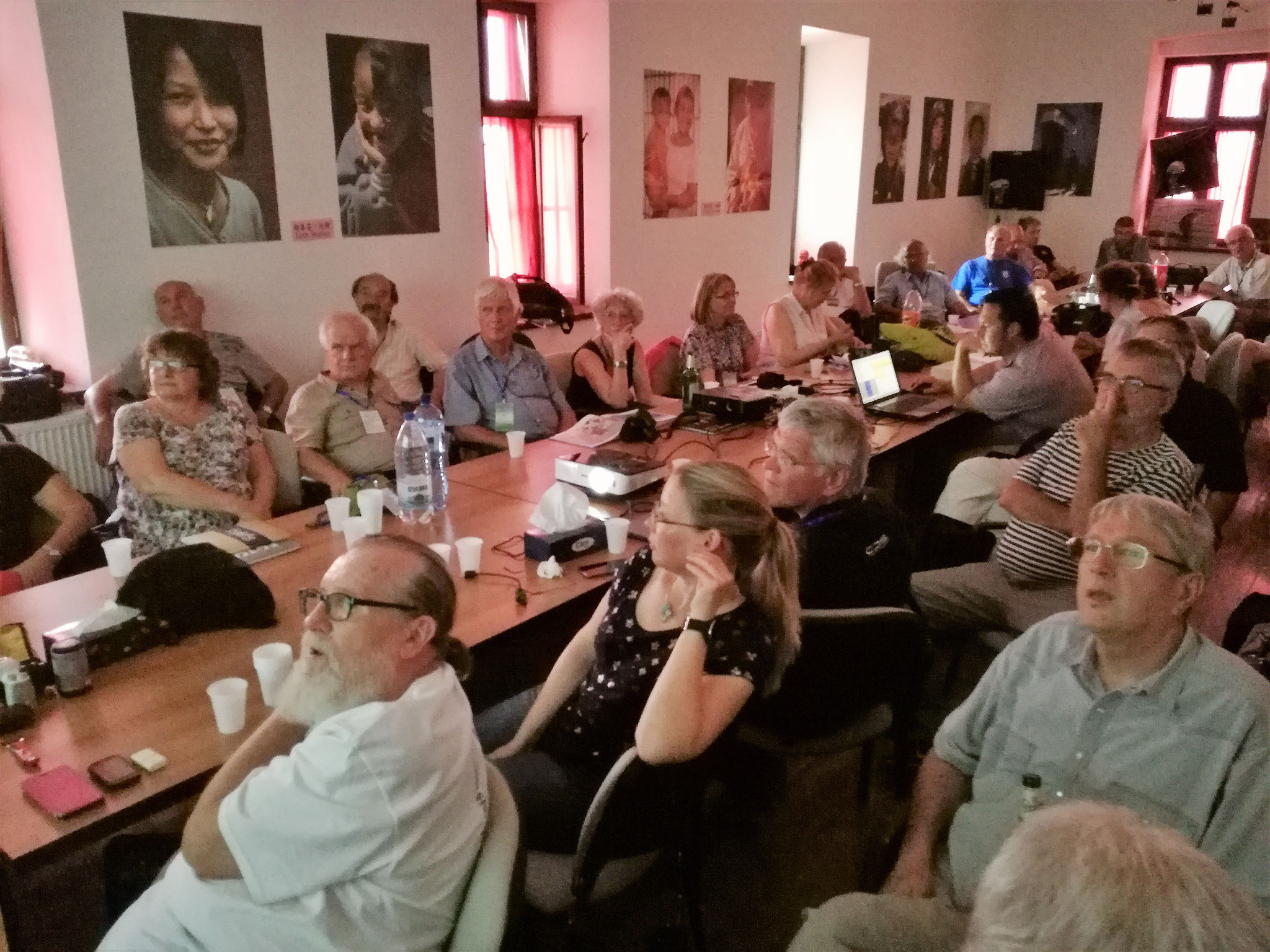 Presentation of photographer Lennert Géza EFIAP (SRB