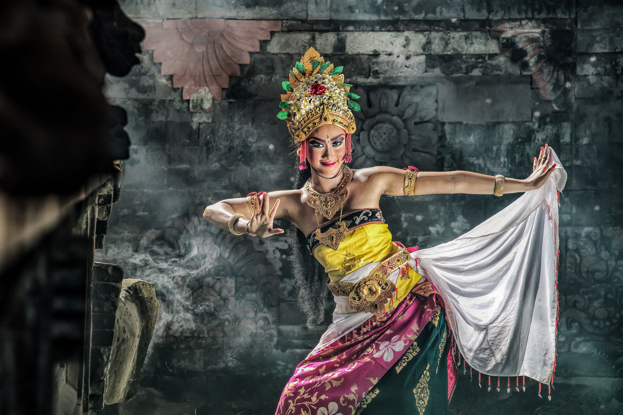 Chee Sze-Wah (Singapore) - Bali Dancer Swirl 
