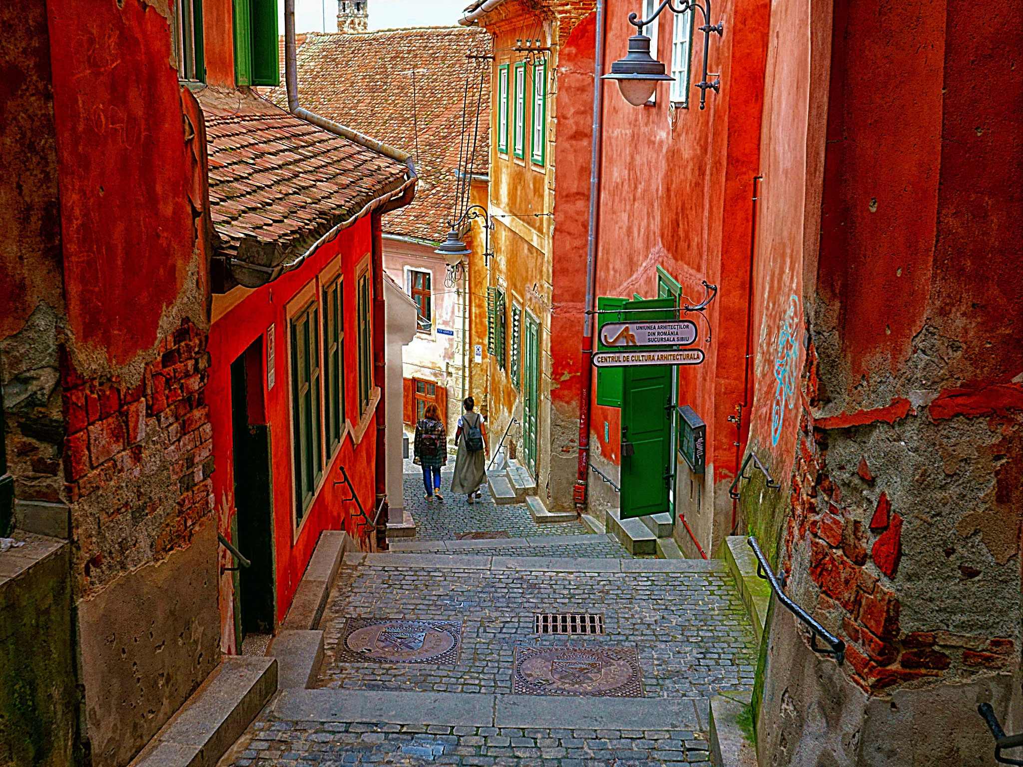 Valentina Stan (RO) - Stradă veche din Sighișoara - Old Street -  Vechea Strada - Old street in Sighișoara - シギショアラの