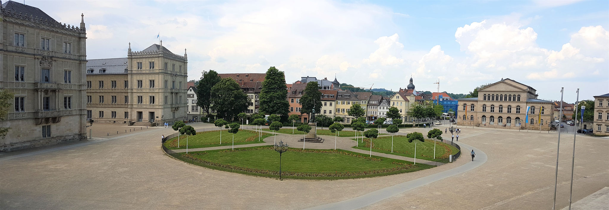 Blick auf den Schlossplatz
