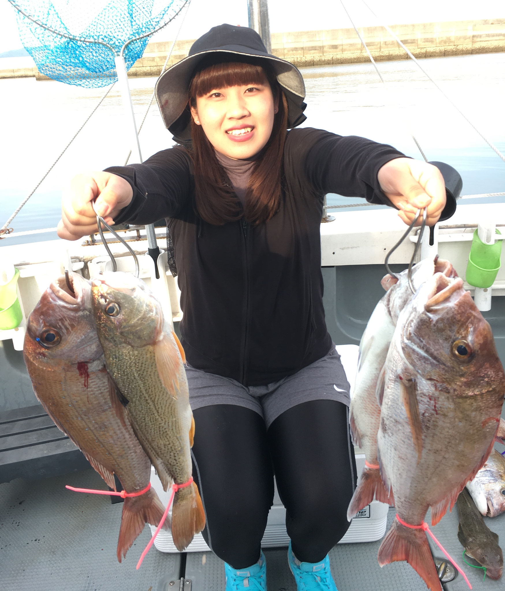 藤丘さん本日ファーストヒット！からの良型！3Fish！