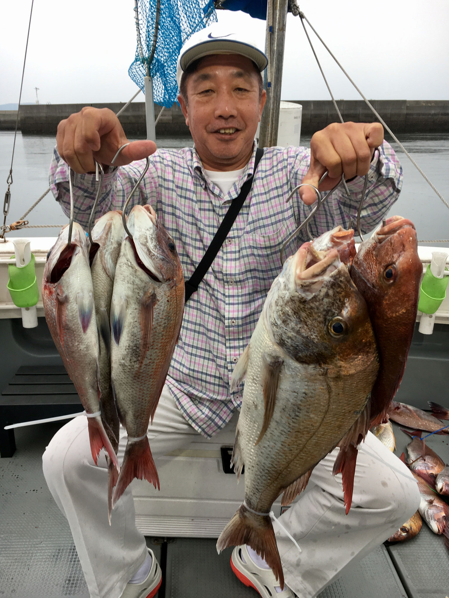 流石！暫定チャンピオン！64㎝頭に6Fish！